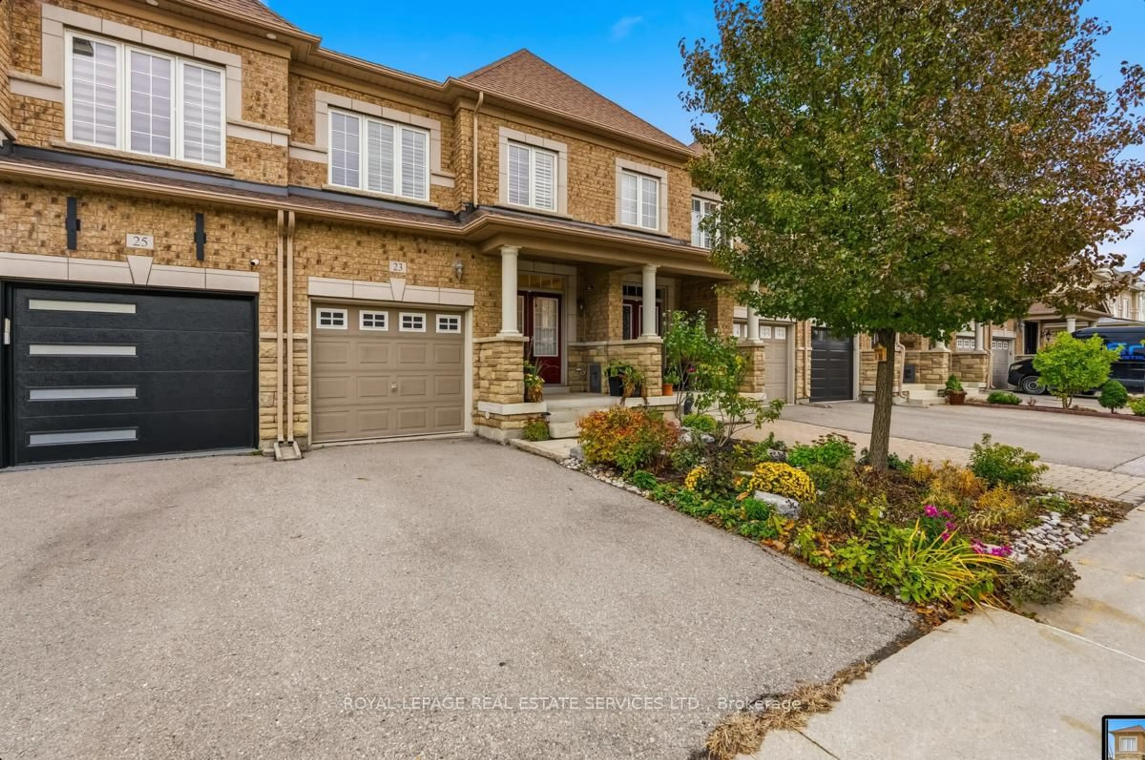 Home with brick exterior material, street for 23 Sedgewick Pl, Vaughan Ontario L4H 3J5