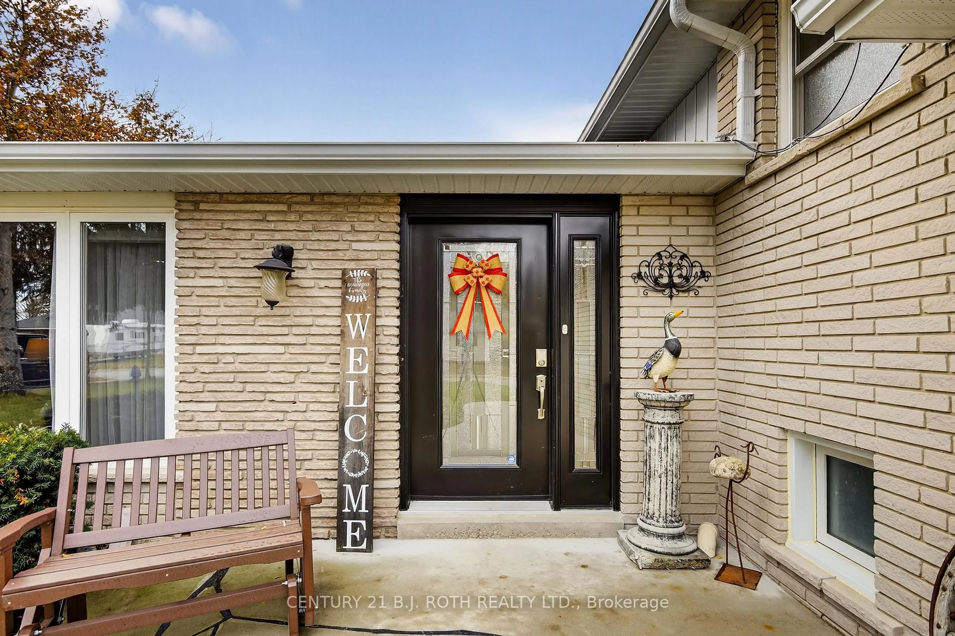 Unknown for 212 Church St, Bradford West Gwillimbury Ontario L3Z 1R2