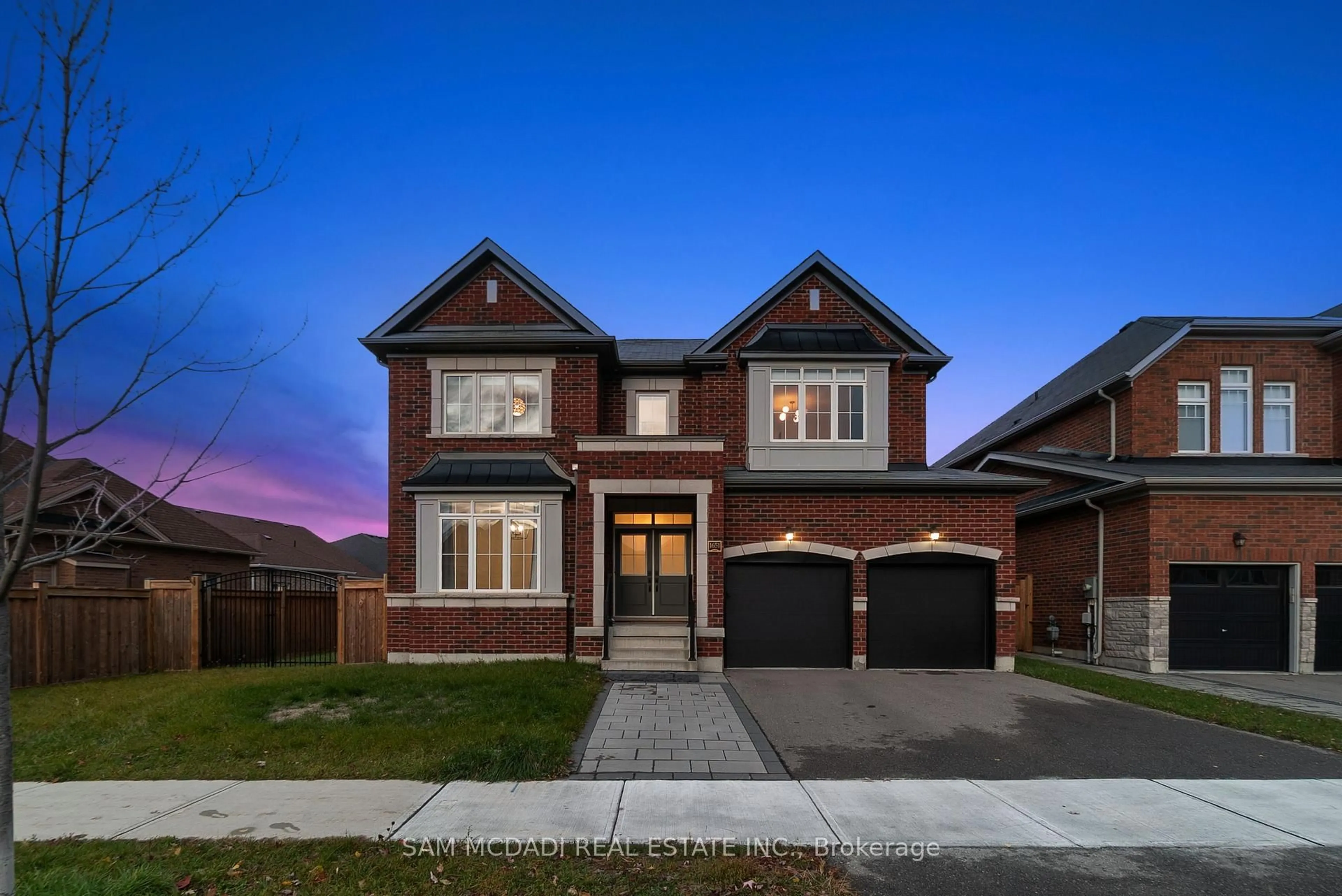 Home with brick exterior material, street for 1651 Angus St, Innisfil Ontario L9S 0J9