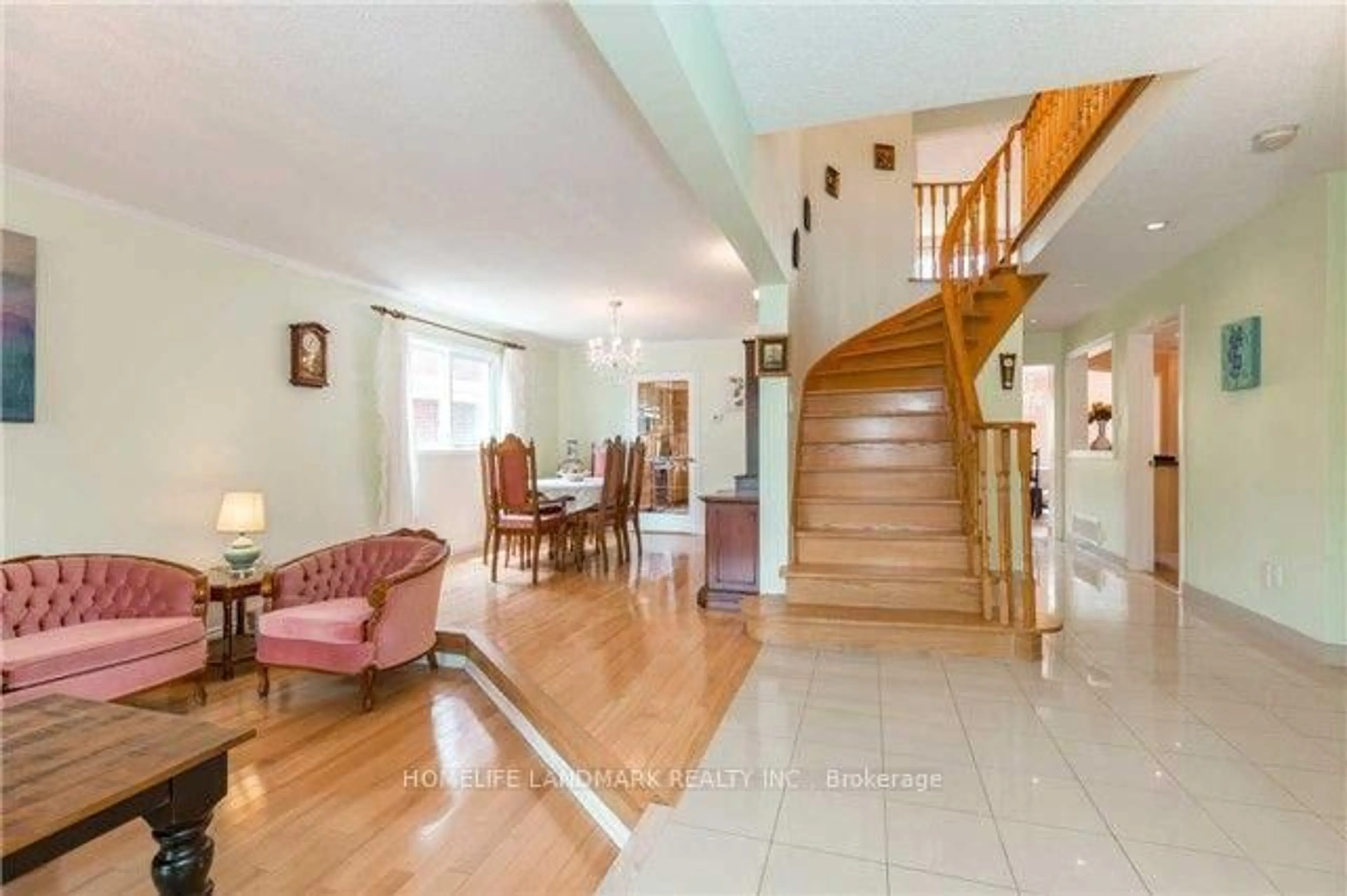 Indoor foyer for 242 Raymerville Dr, Markham Ontario L3P 6S1
