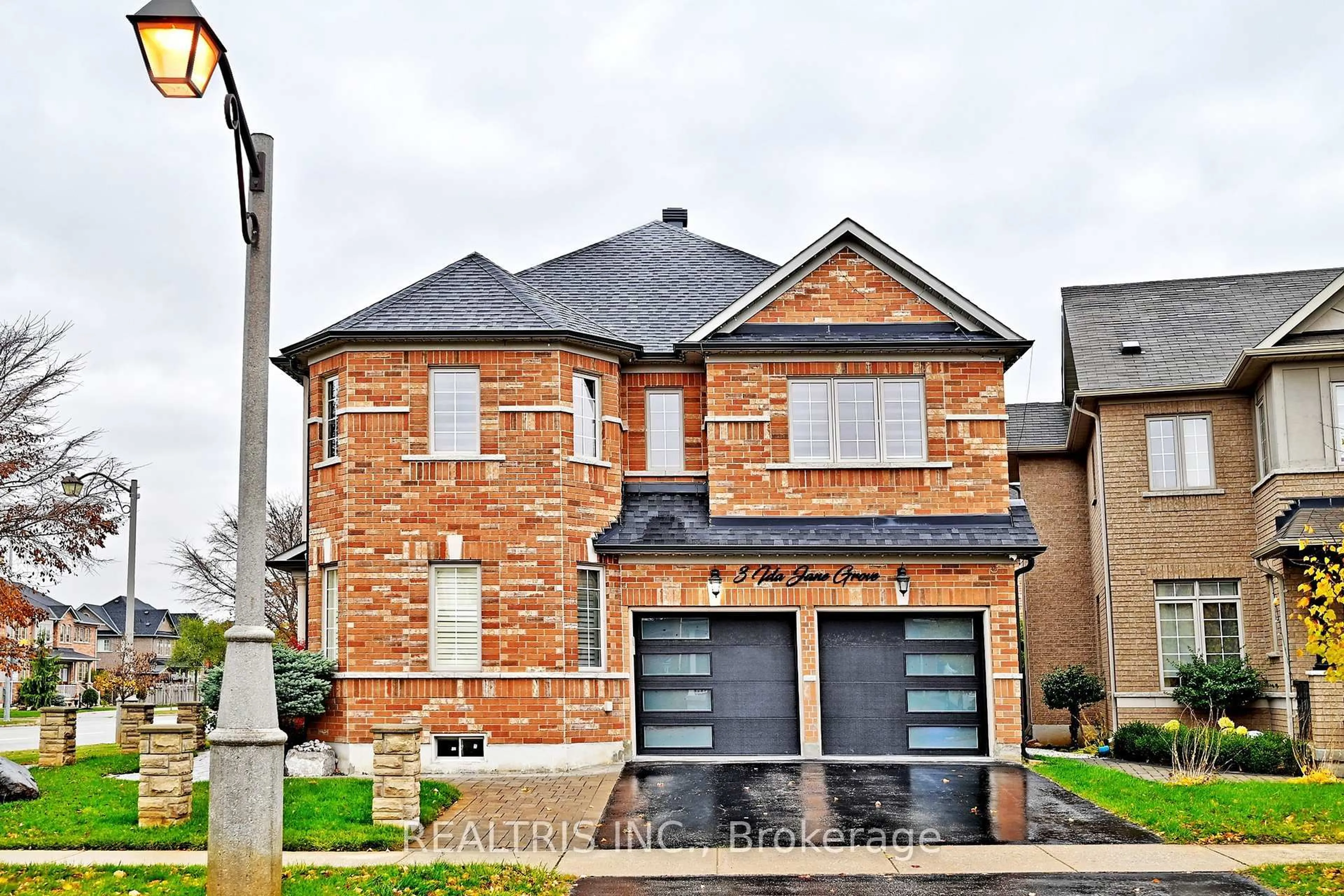 Home with brick exterior material, street for 3 Ida Jane Grve, Whitchurch-Stouffville Ontario L4A 0S4