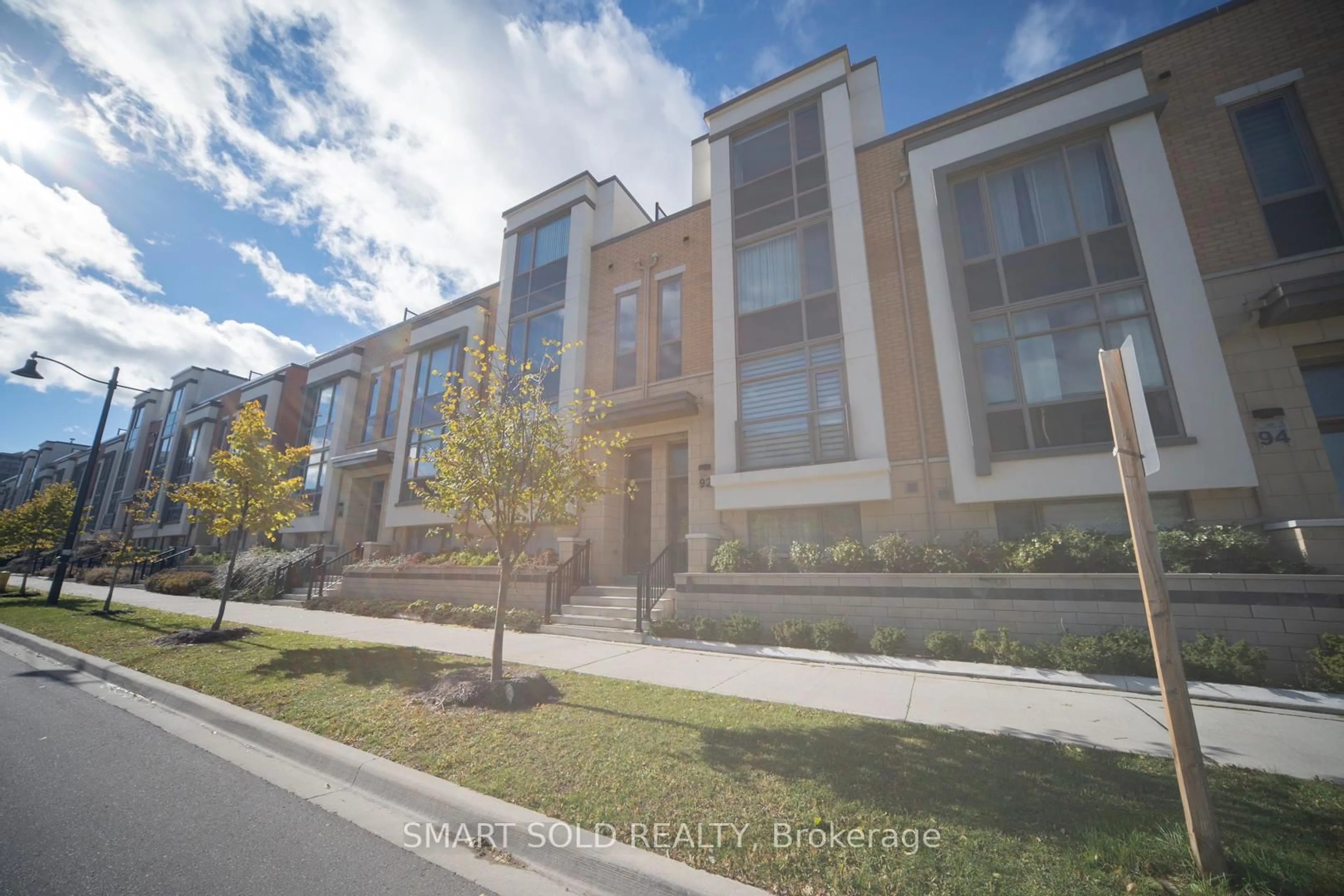 A pic from outside/outdoor area/front of a property/back of a property/a pic from drone, street for 92 William Saville St, Markham Ontario L3R 9S3