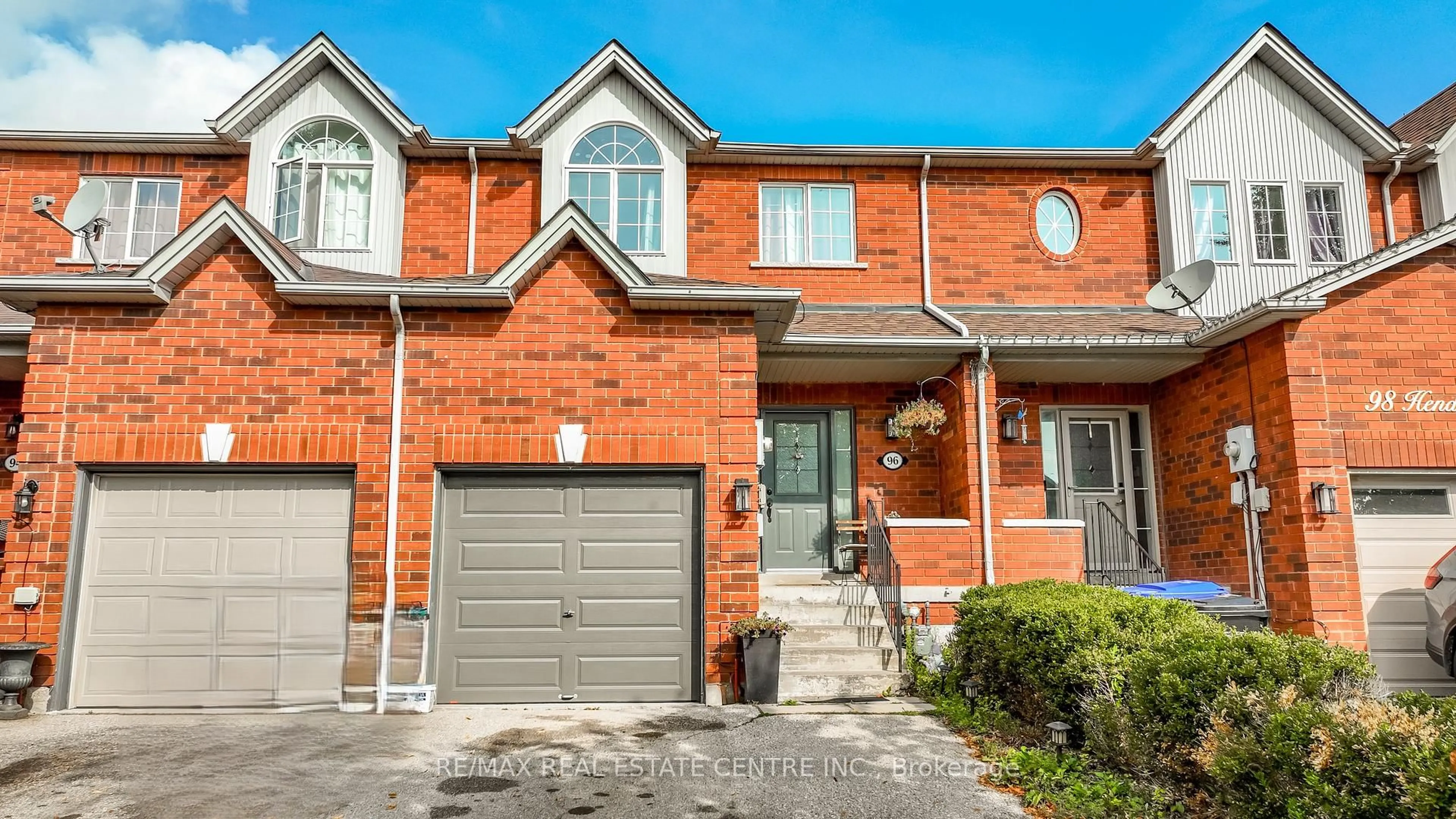 Home with brick exterior material, street for 96 Henderson Cres, New Tecumseth Ontario L9R 1Y5