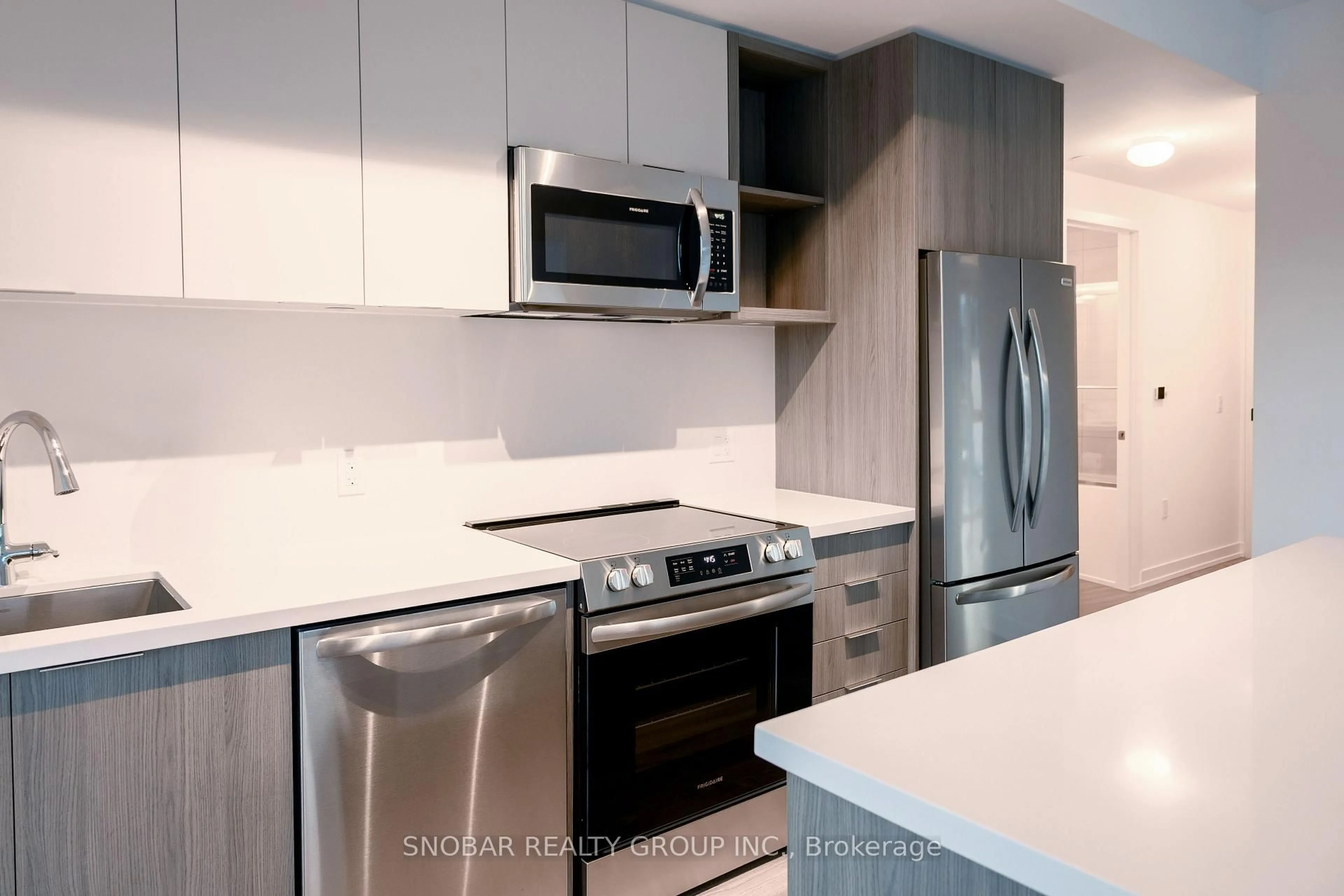 Standard kitchen, ceramic/tile floor for 333 Sunseeker Ave #317, Innisfil Ontario L9S 0J7