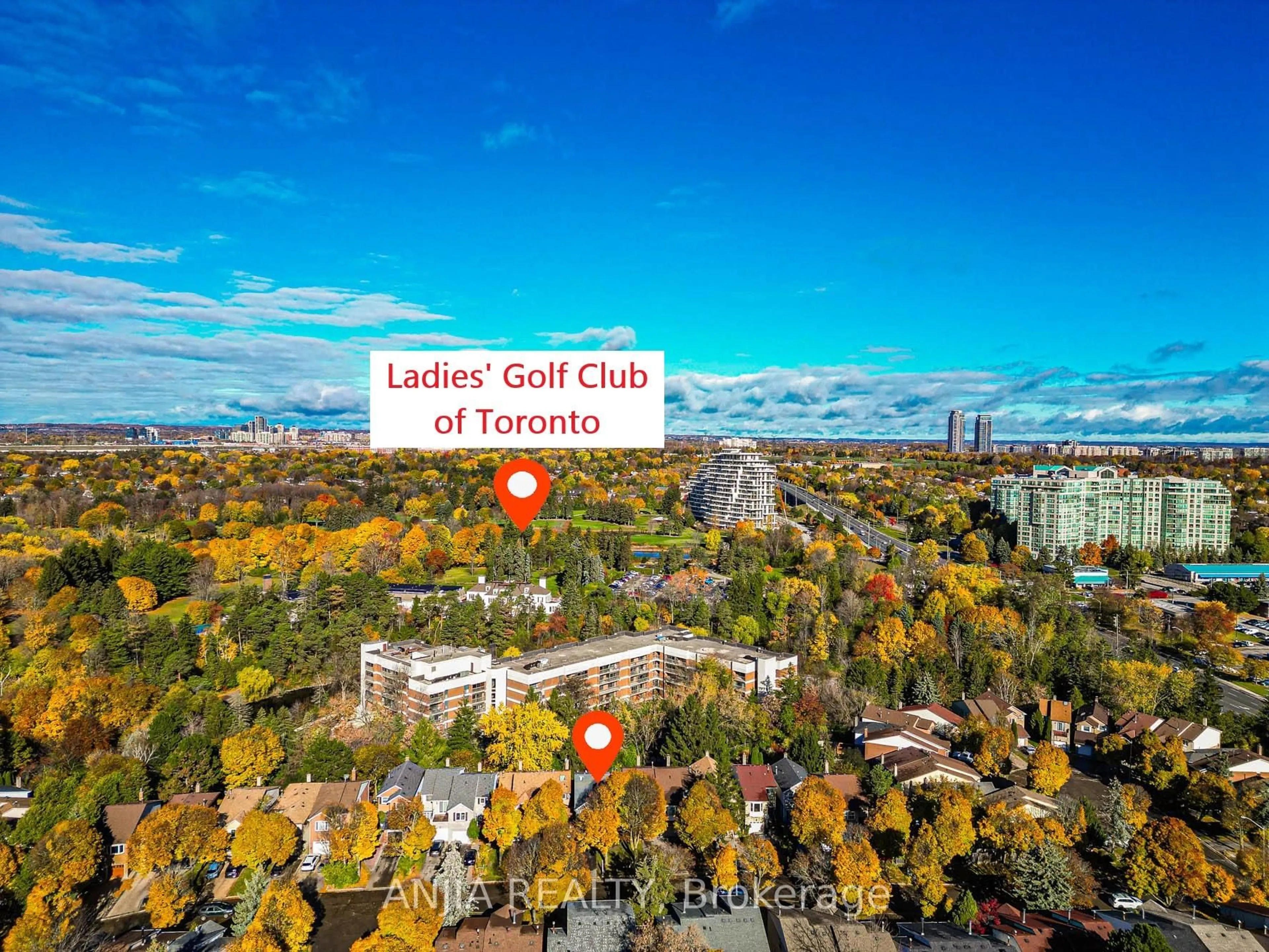 A pic from outside/outdoor area/front of a property/back of a property/a pic from drone, unknown for 92 Baywood Crt, Markham Ontario L3T 5W3