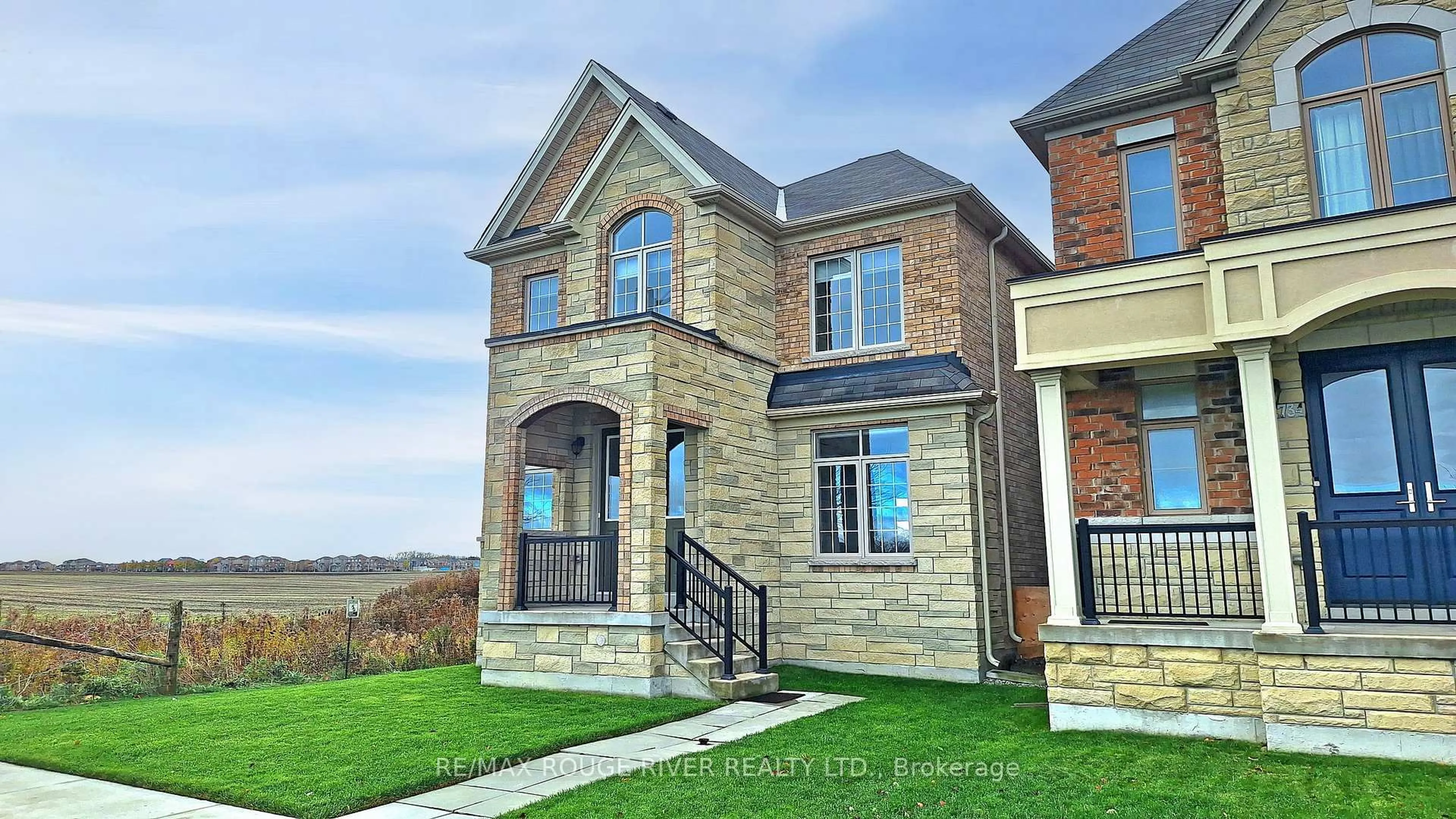 Home with brick exterior material, unknown for 2732 Donald Cousens Pkwy, Markham Ontario L6B 0X9