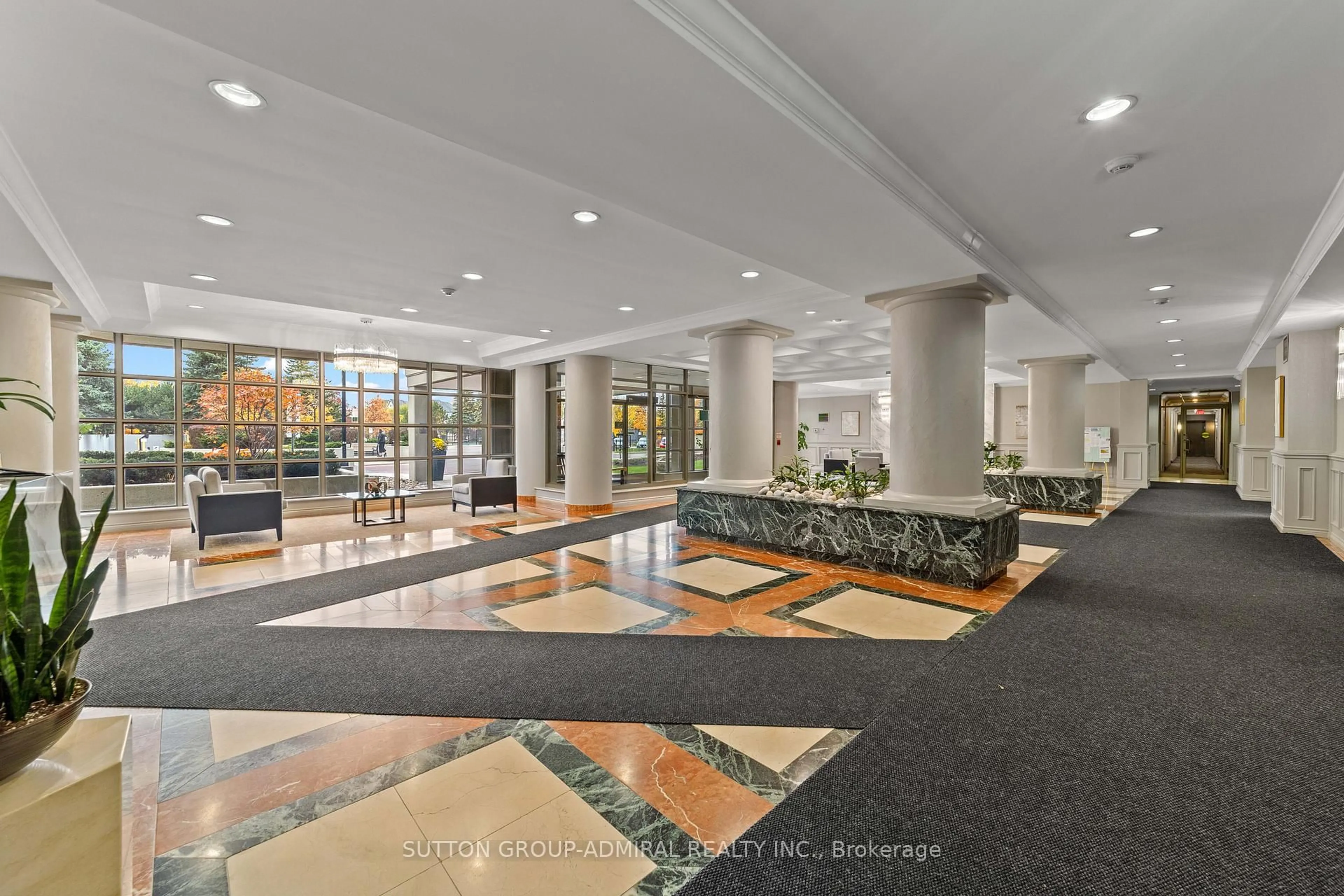 Lobby for 11 Townsgate Dr #304, Vaughan Ontario L4J 8G4