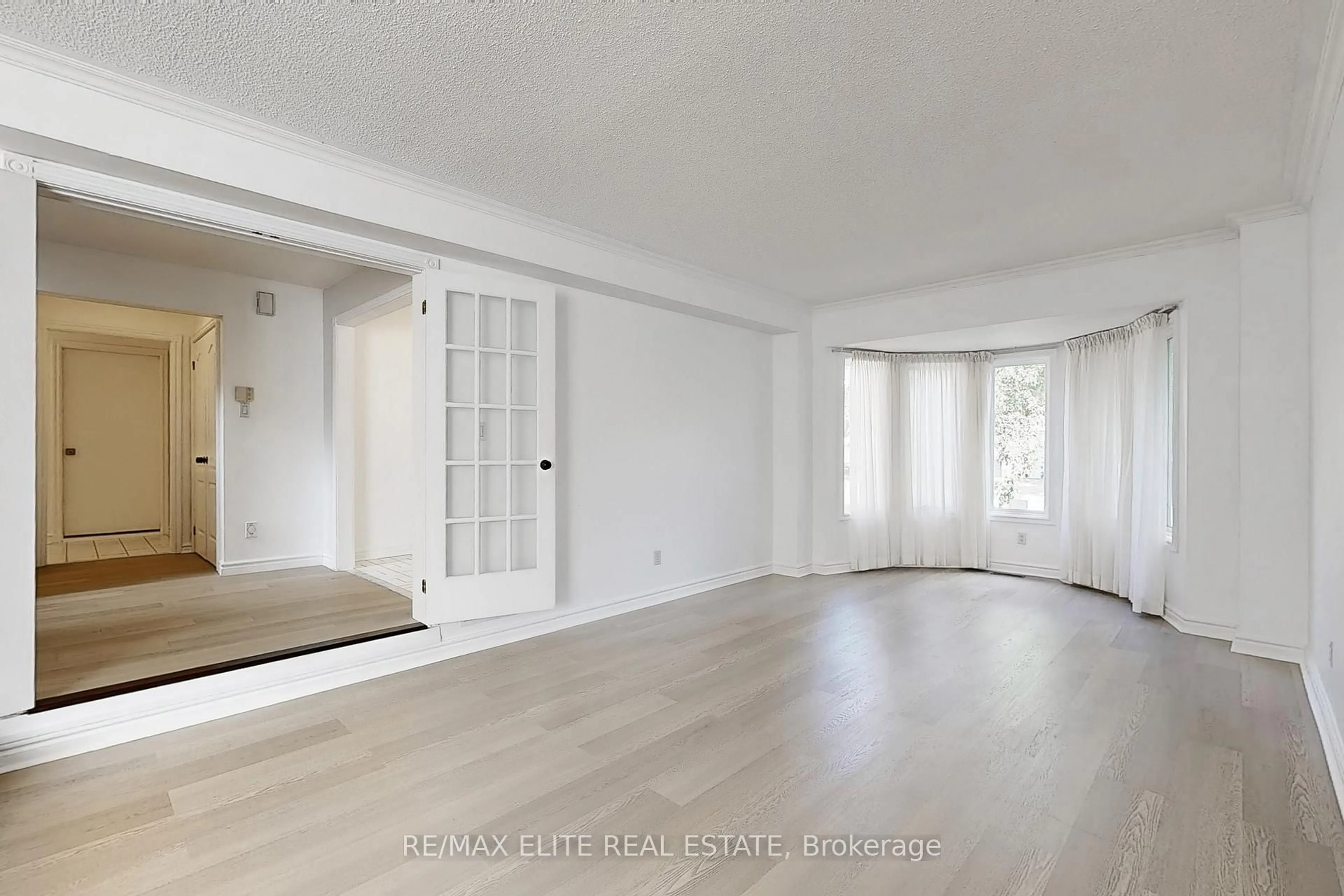 A pic of a room for 48 John Button Blvd, Markham Ontario L3R 9A6