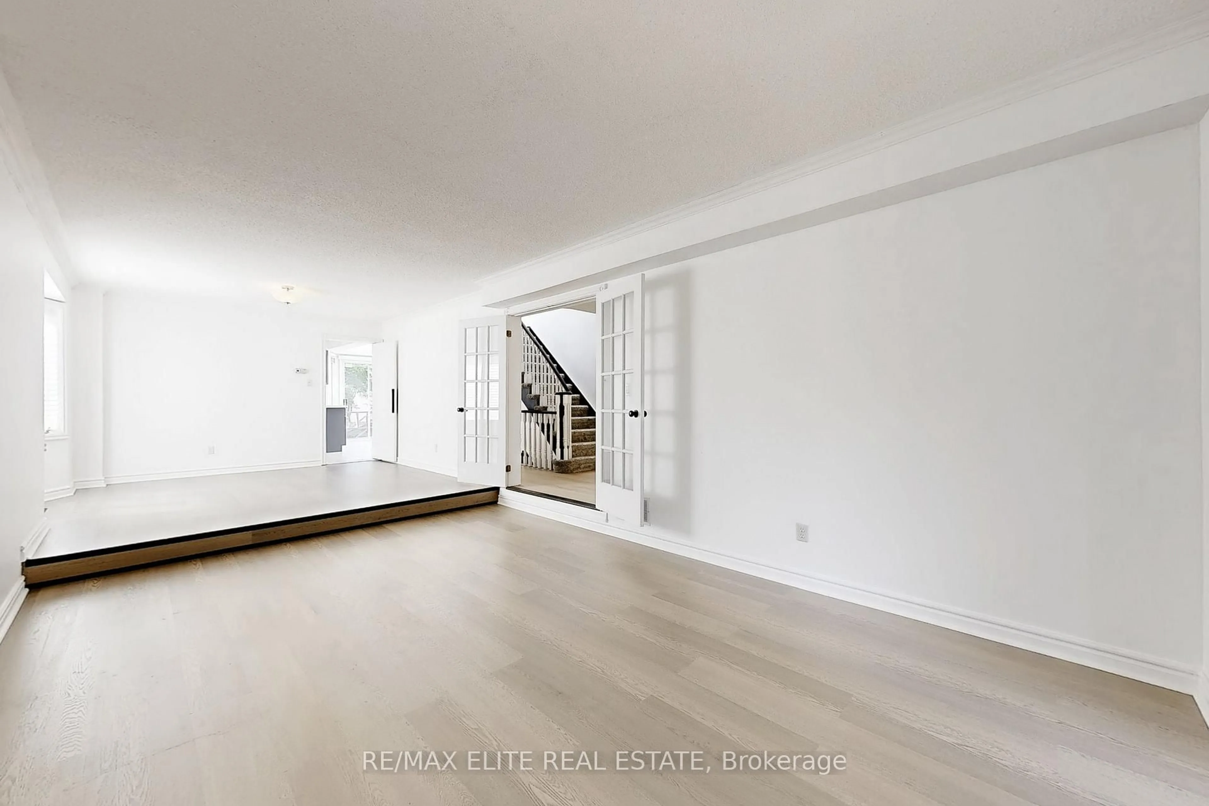 A pic of a room for 48 John Button Blvd, Markham Ontario L3R 9A6