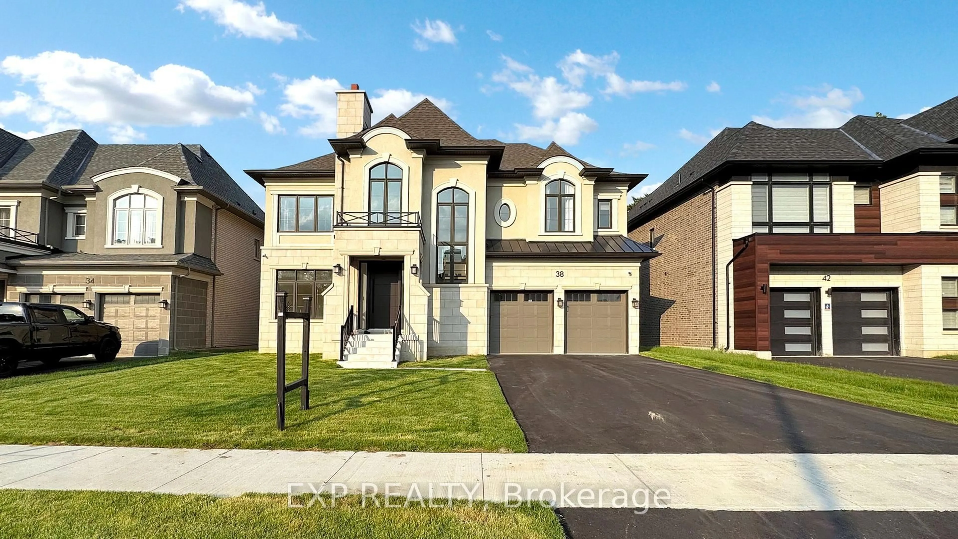 Home with brick exterior material, street for 38 Deanna Crt, Vaughan Ontario L4H 4X5