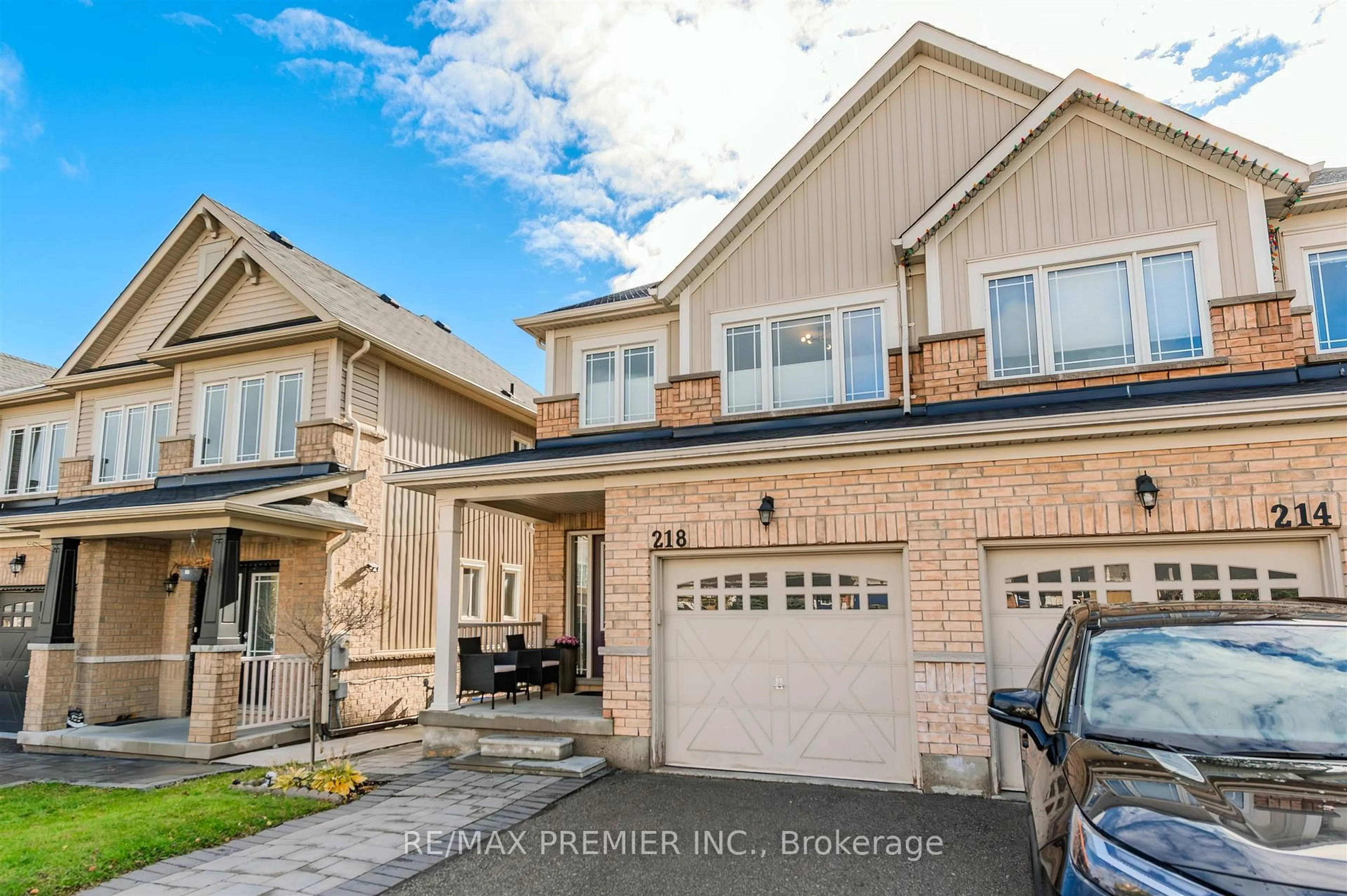 Home with brick exterior material, street for 218 Orr Dr, Bradford West Gwillimbury Ontario L3Z 0B9