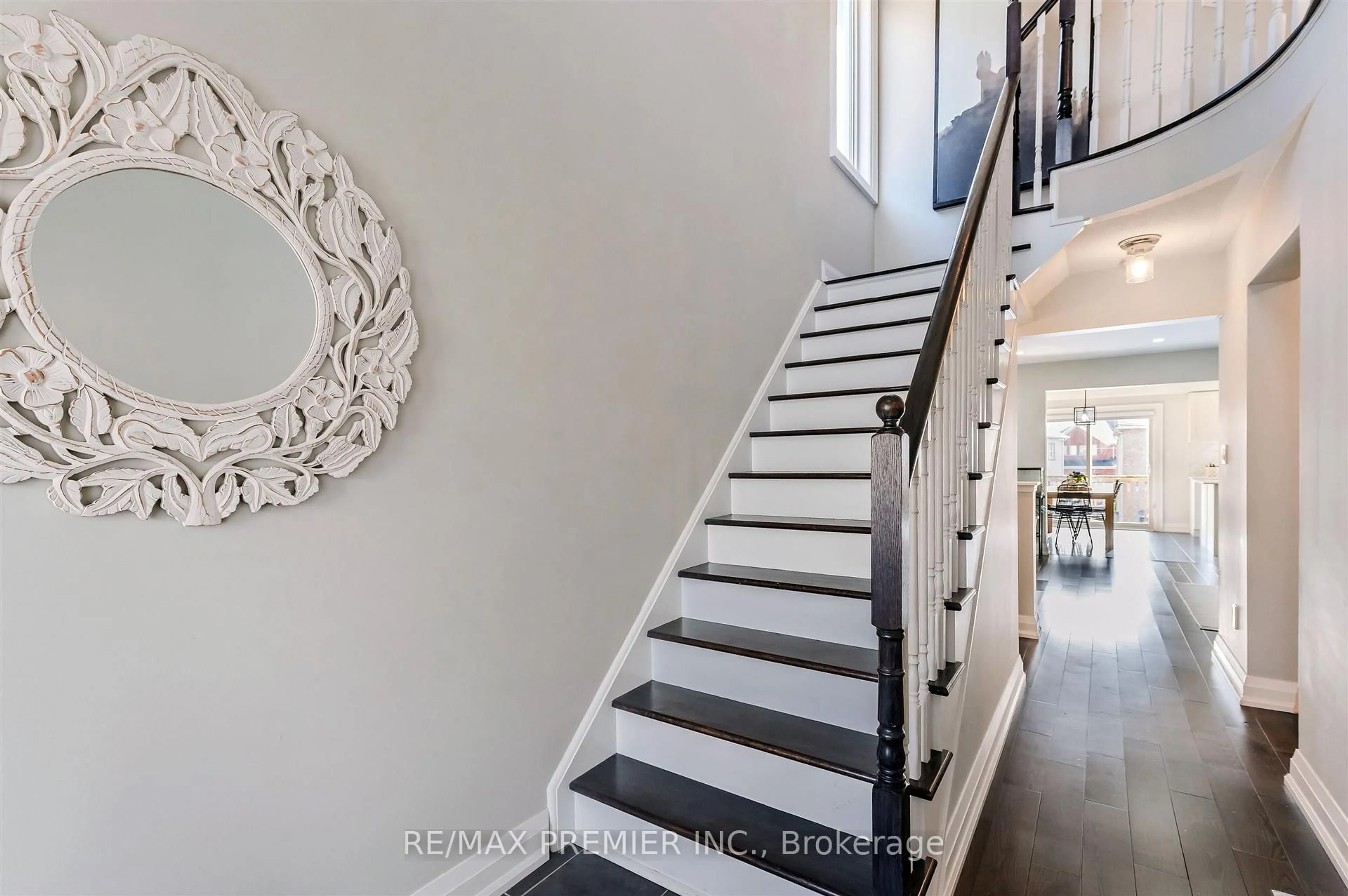 Unknown for 218 Orr Dr, Bradford West Gwillimbury Ontario L3Z 0B9