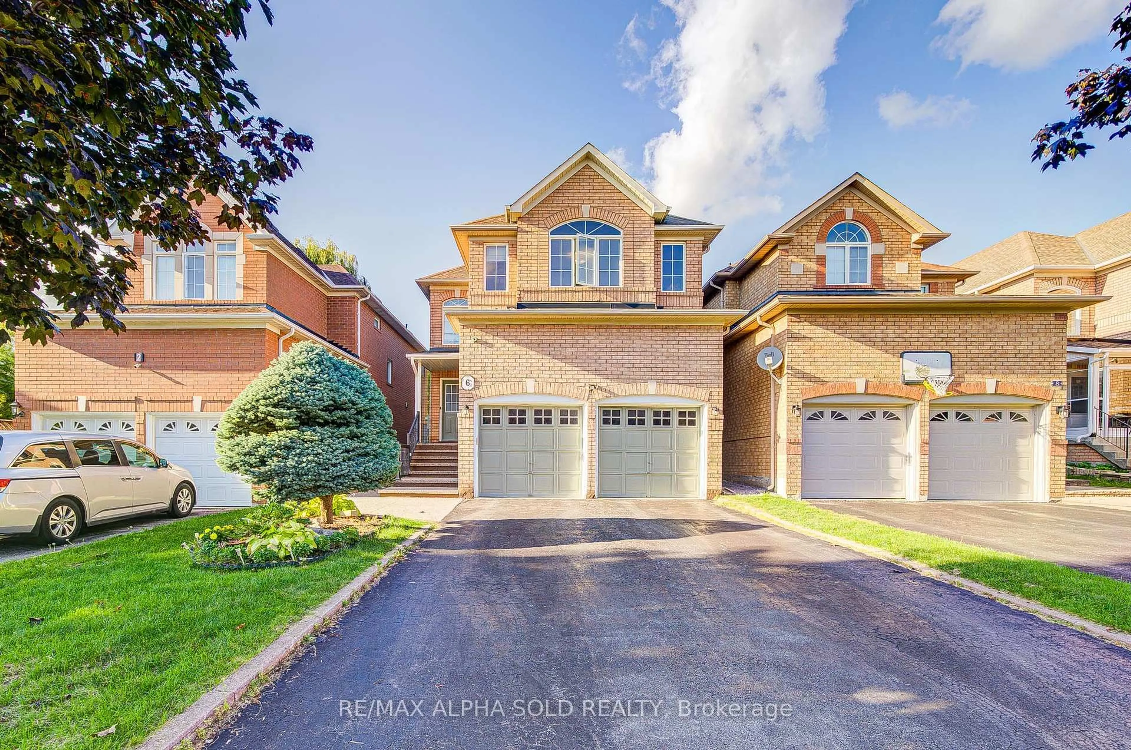 Unknown for 6 Sapphire Dr, Richmond Hill Ontario L4S 2E4