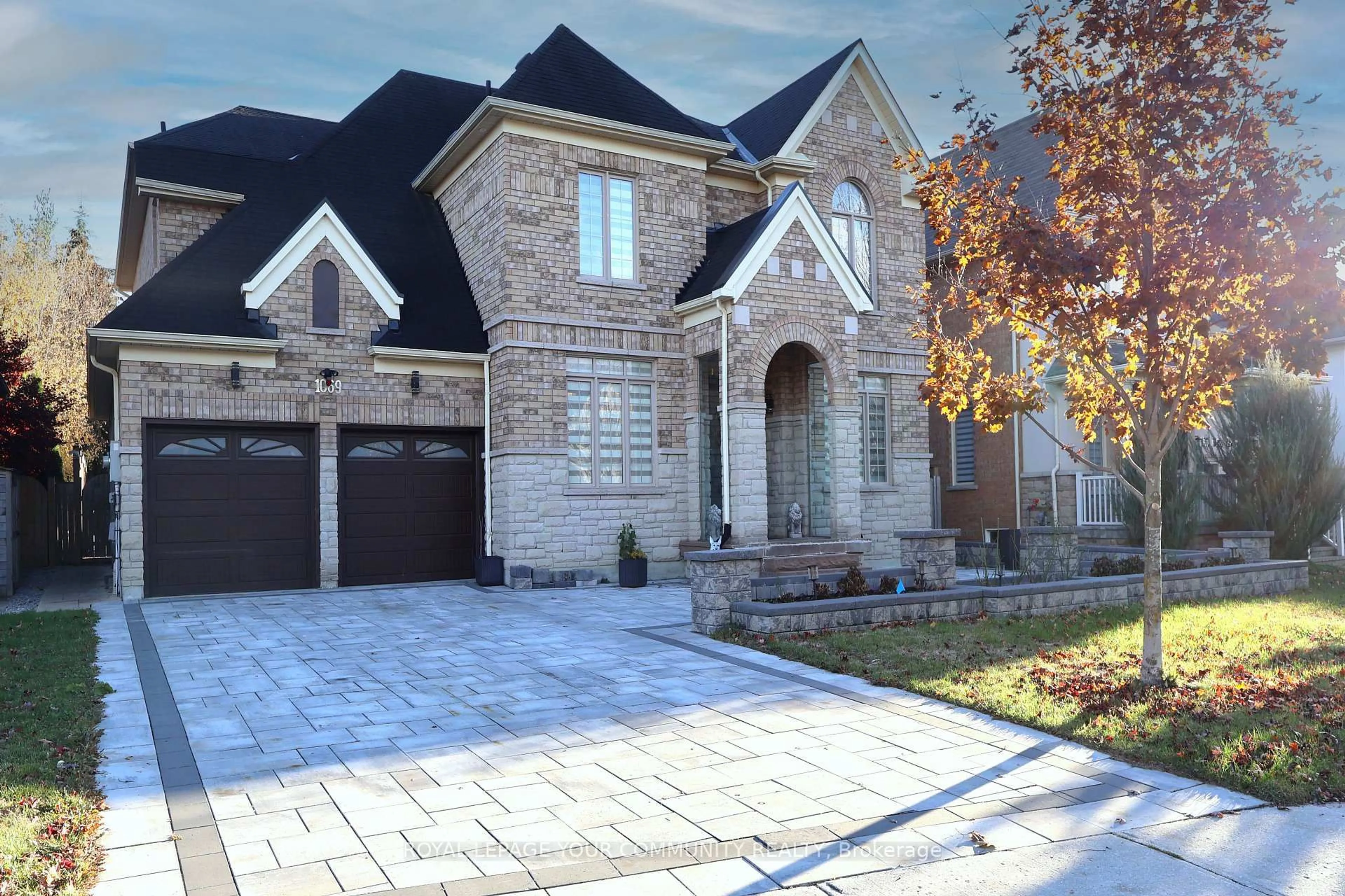 Home with brick exterior material, street for 1069 Nellie Little Cres, Newmarket Ontario L3X 3E3