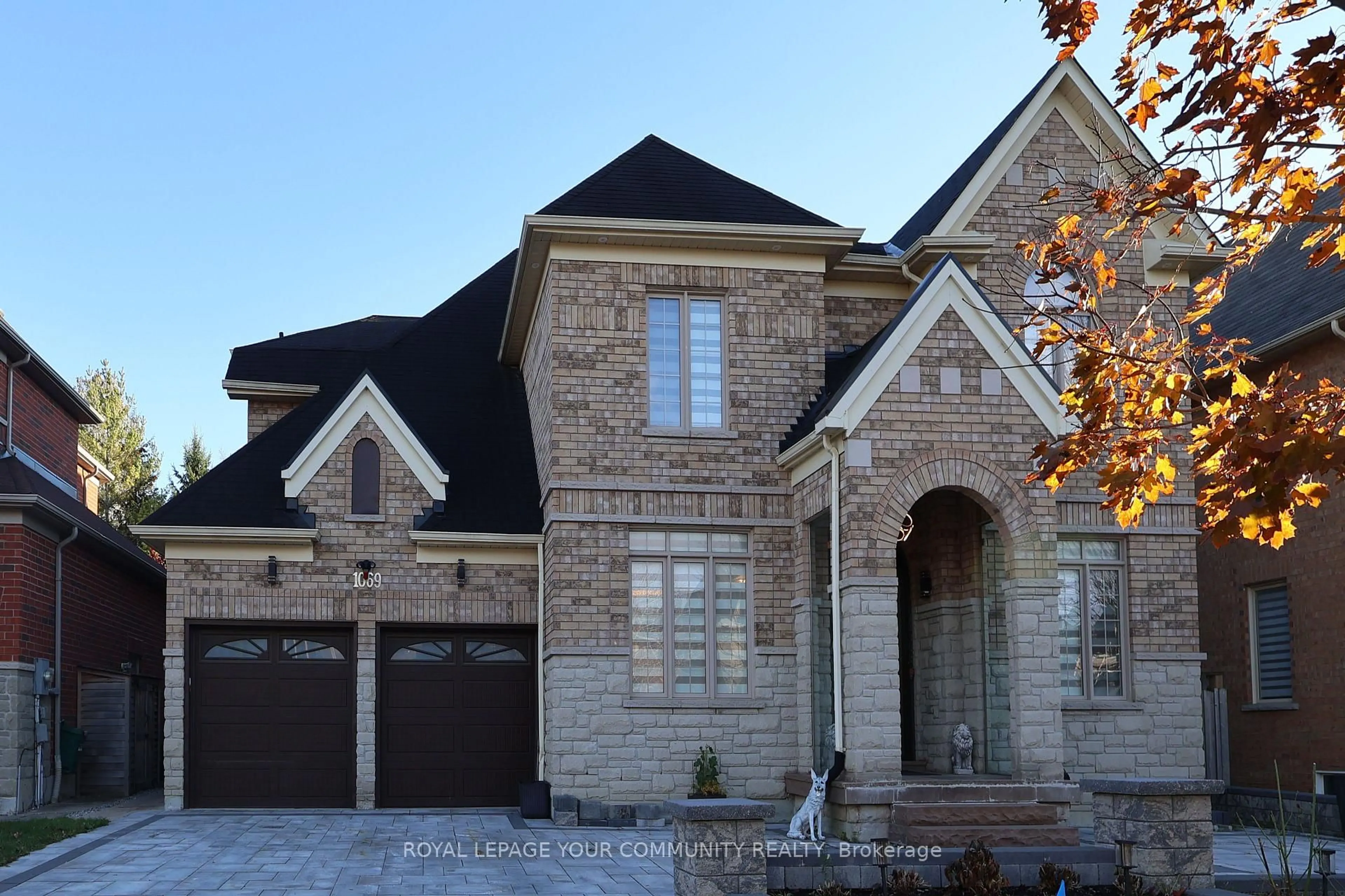Home with brick exterior material, street for 1069 Nellie Little Cres, Newmarket Ontario L3X 3E3