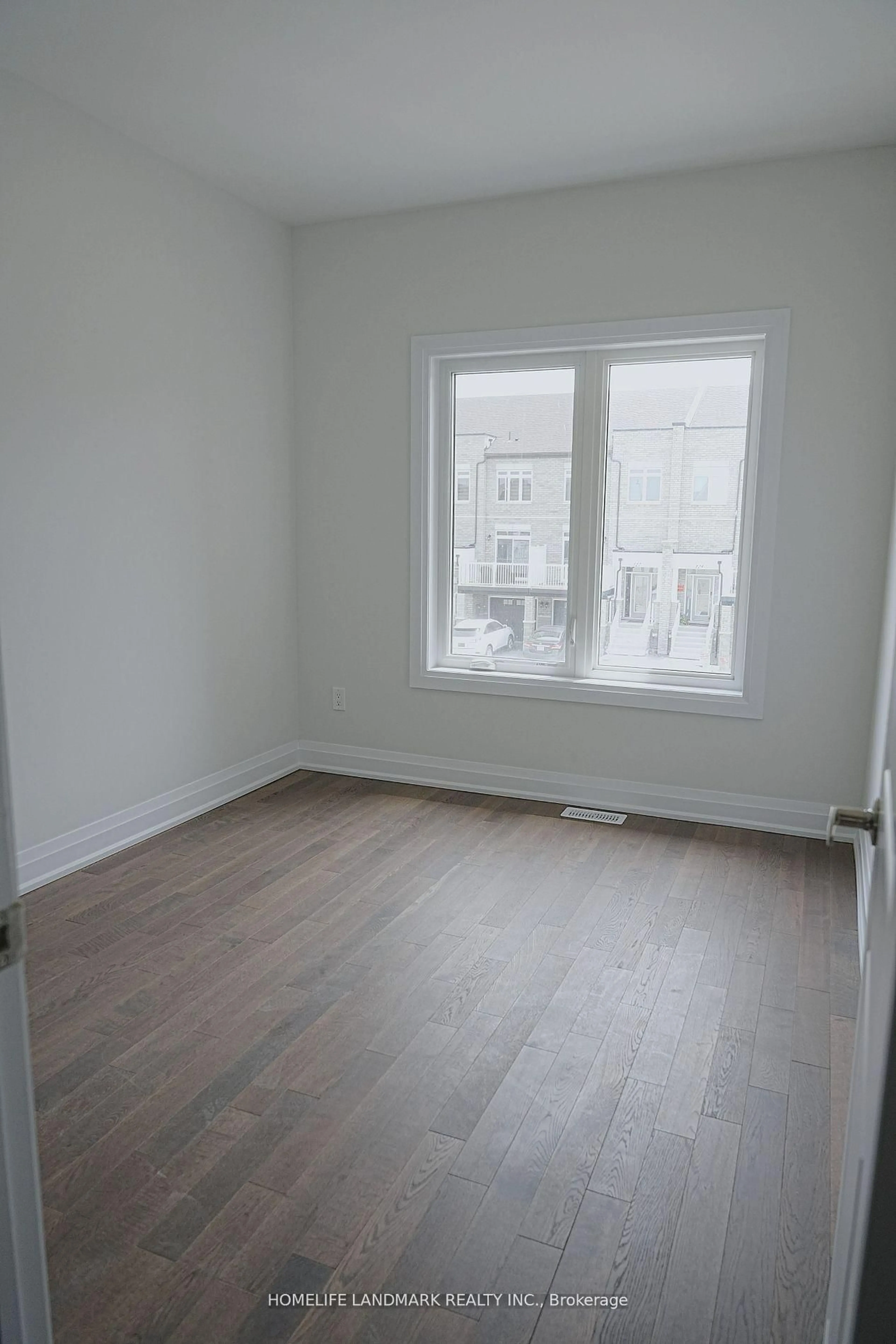 A pic of a room for 132 Seguin St, Richmond Hill Ontario L4E 1N2