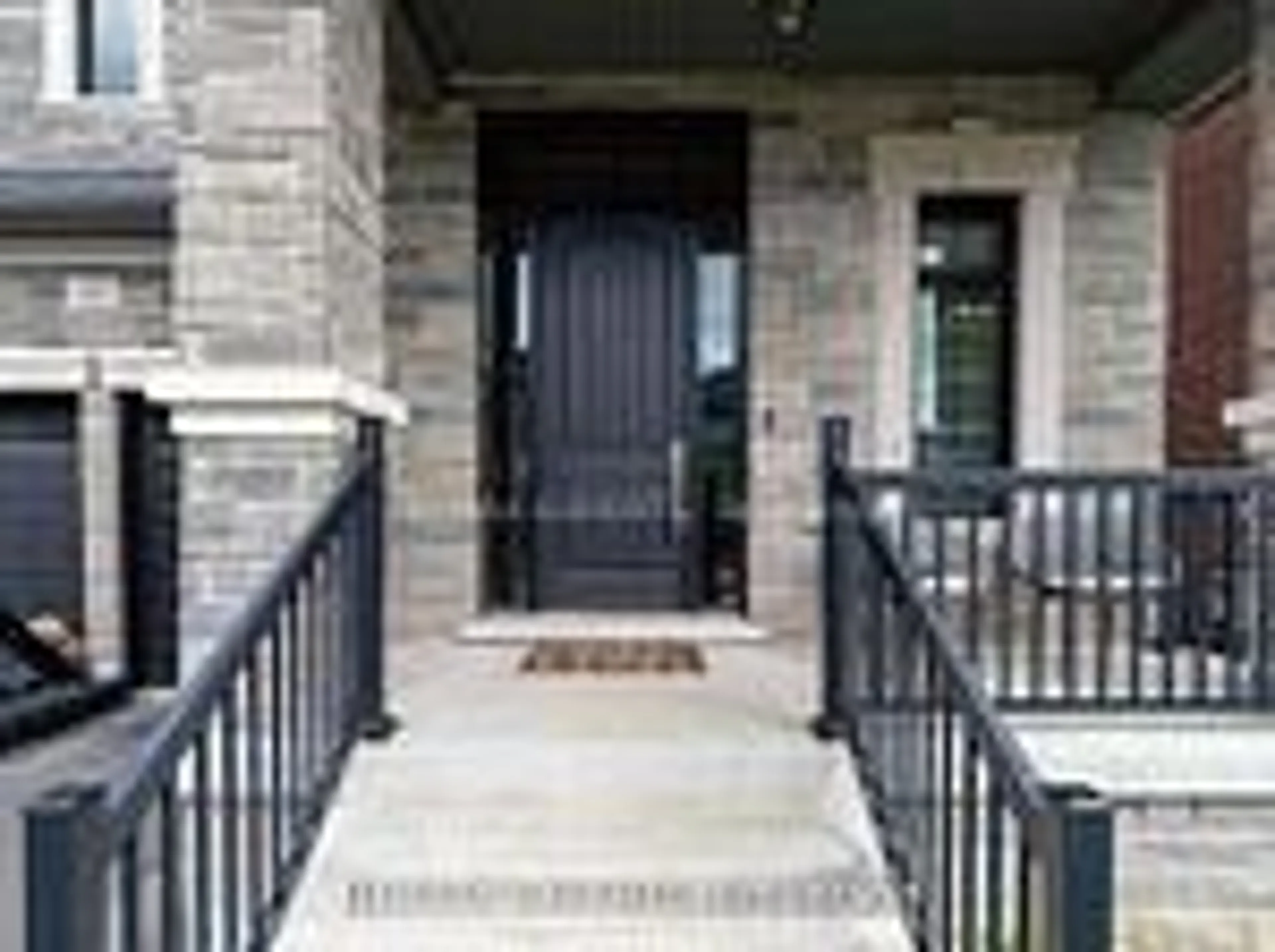 Indoor entryway for 17 Kinburn Cres, Vaughan Ontario L3L 0E9