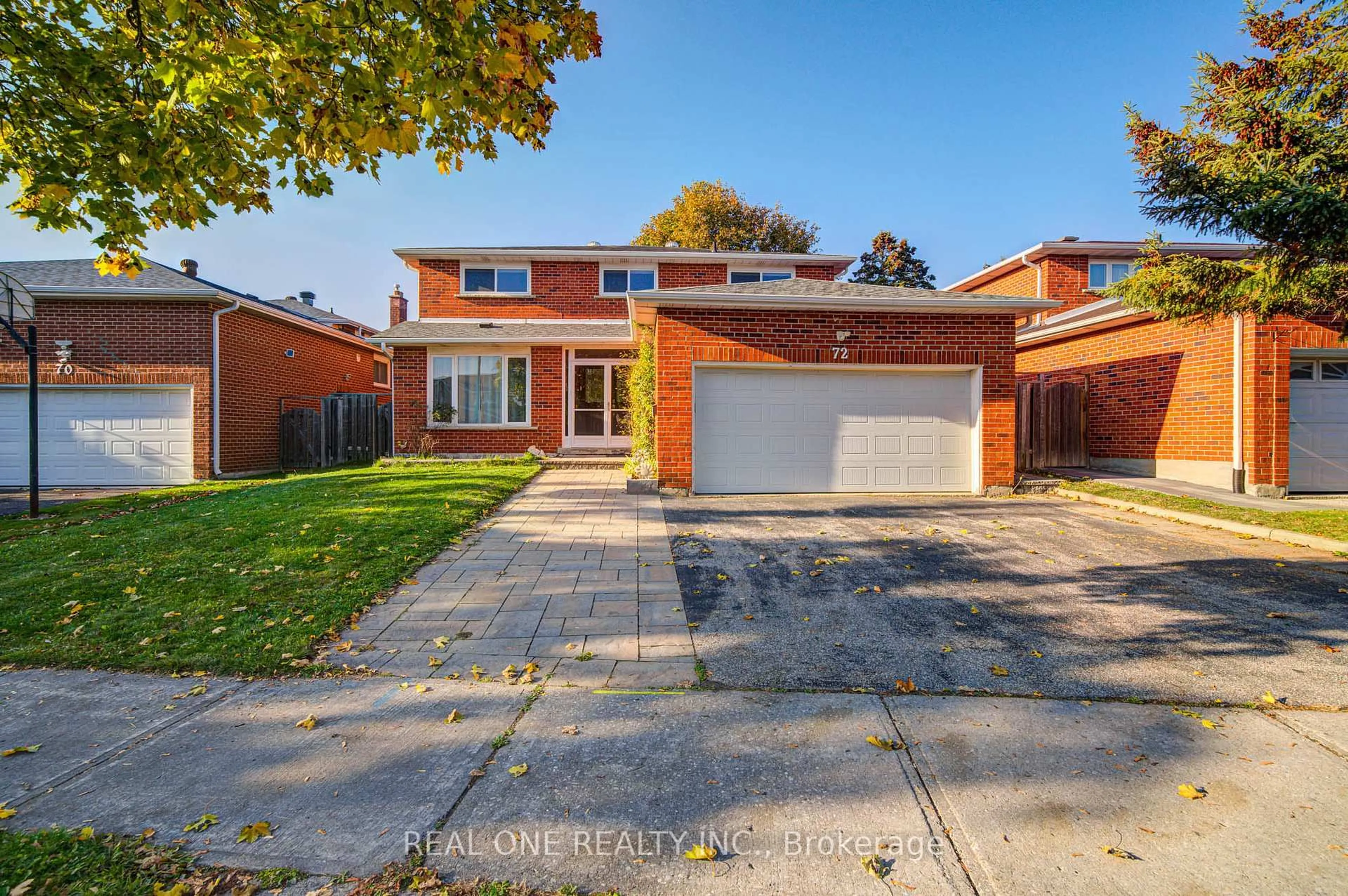 Home with brick exterior material, street for 72 Highgate Dr, Markham Ontario L3R 3R9