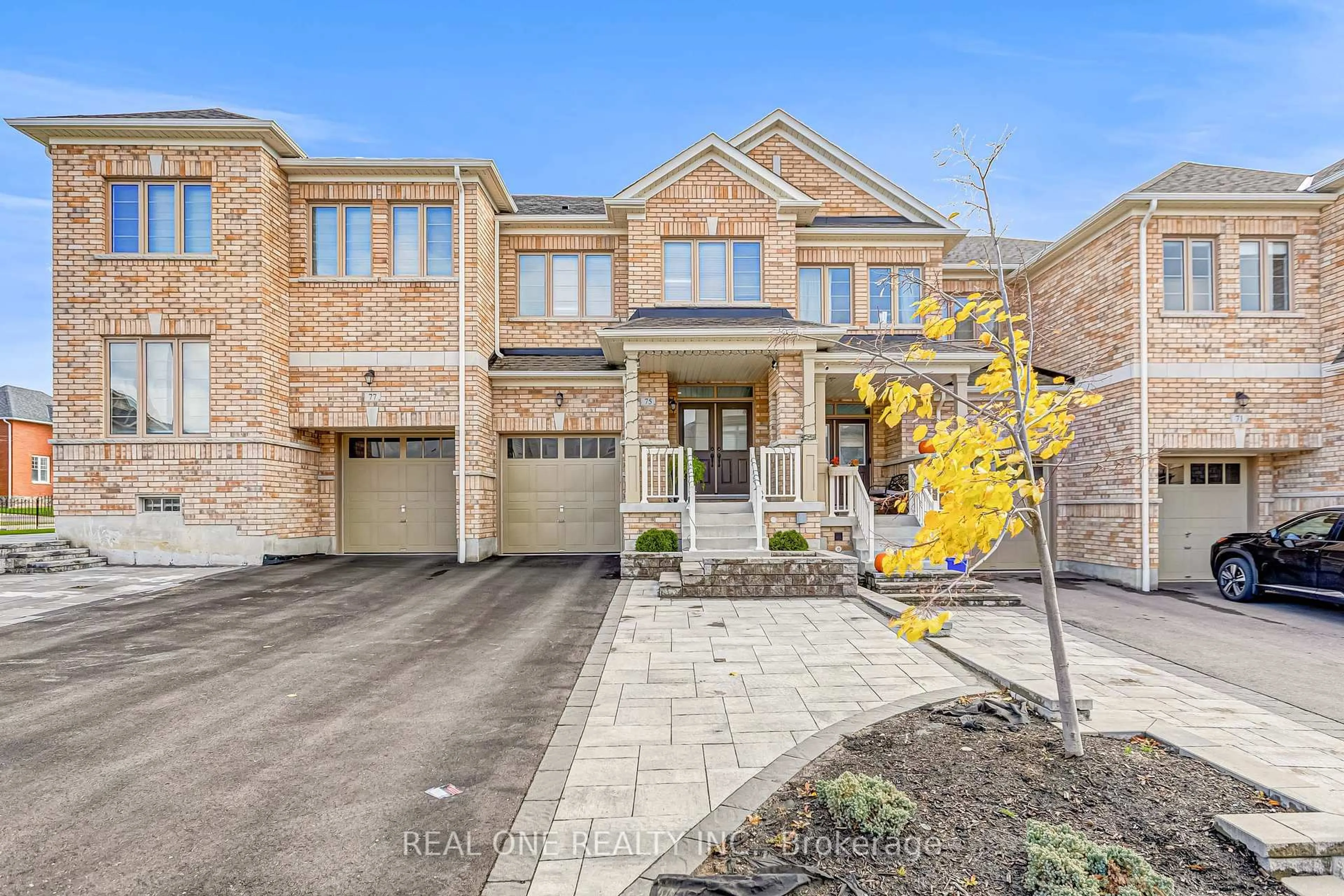 Home with brick exterior material, street for 75 Fallharvest Way Rd, Whitchurch-Stouffville Ontario L4A 4W4