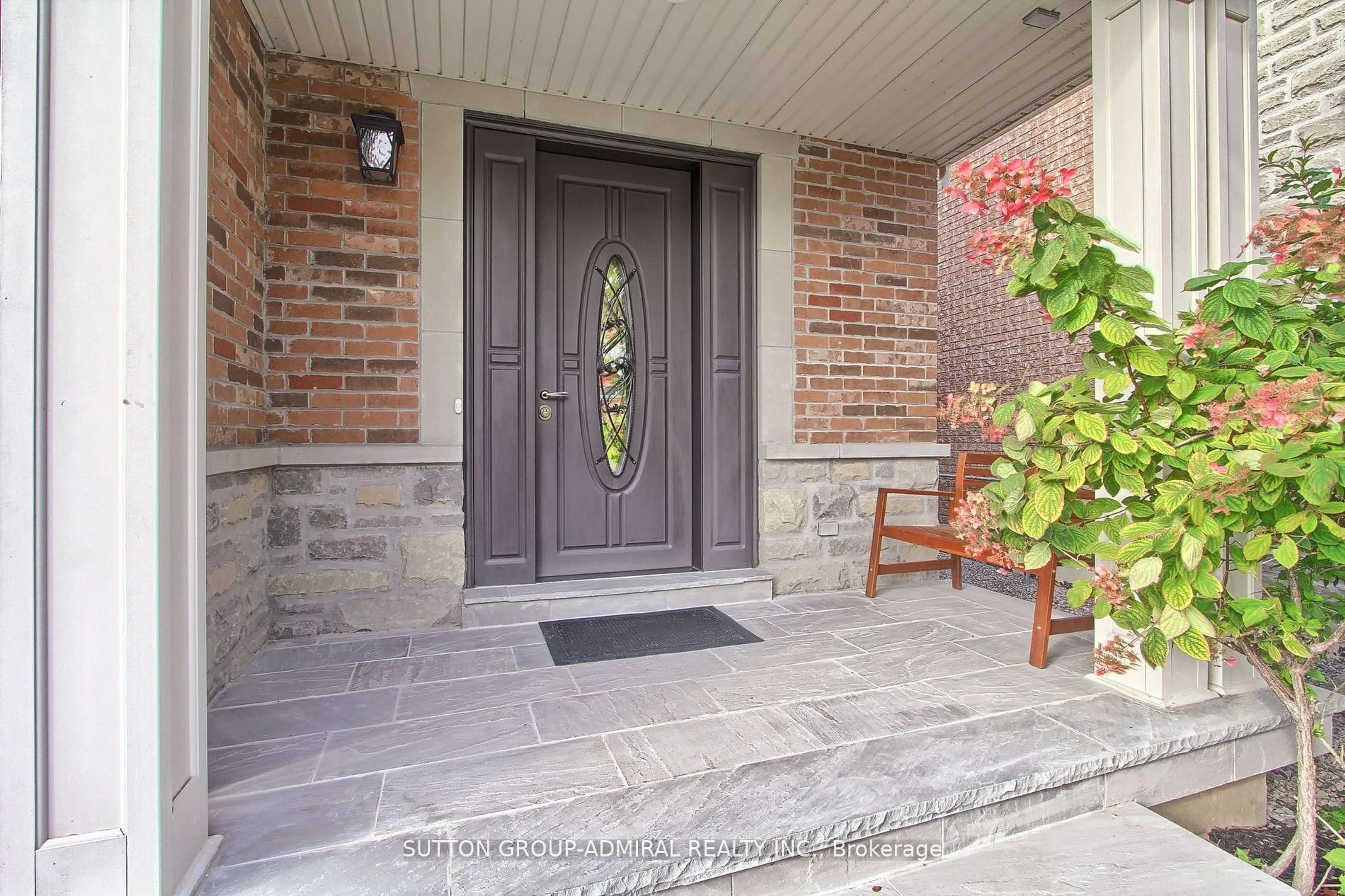 Indoor entryway for 8 Aegis Dr, Vaughan Ontario L6A 4M6