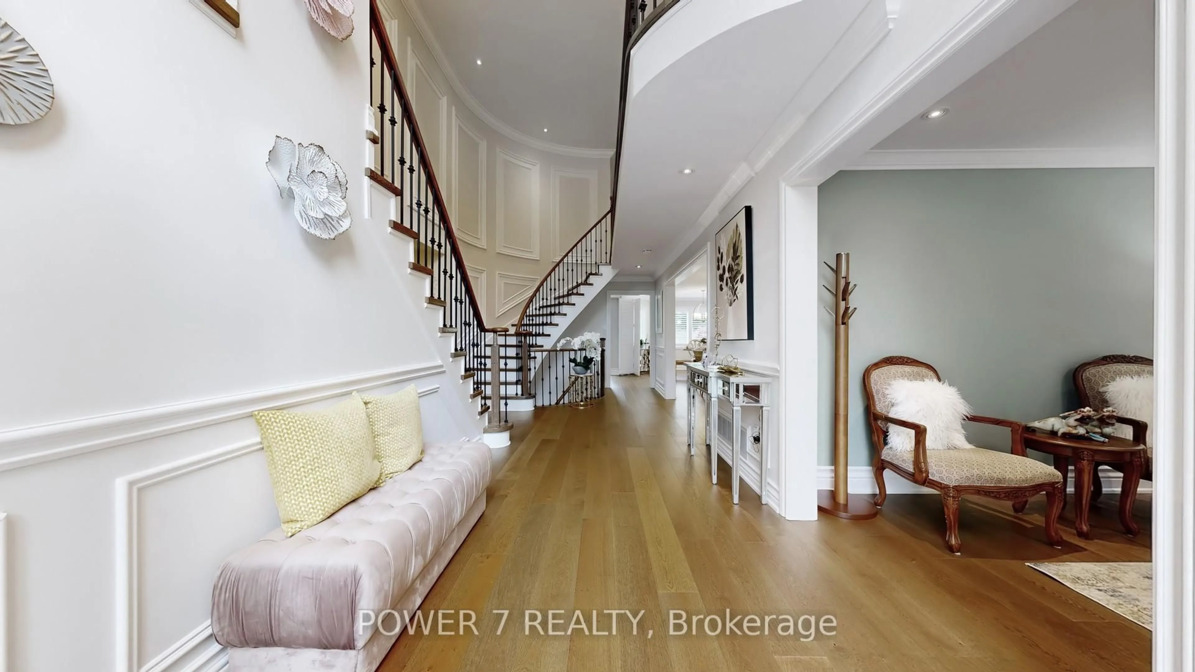 Unknown for 1098 Secretariate Rd, Newmarket Ontario L3X 1M3