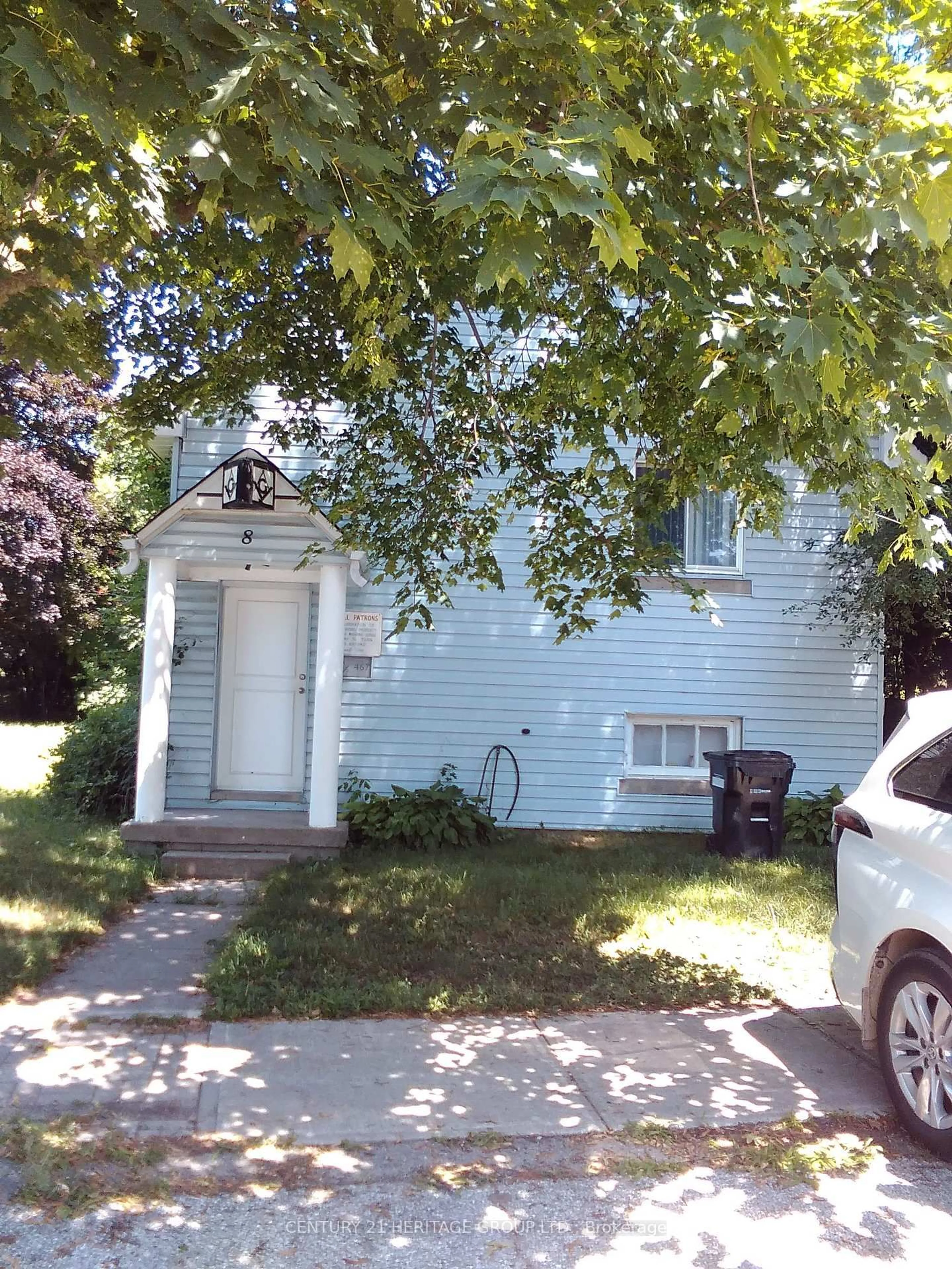 Unknown for 8 Richmond St, New Tecumseth Ontario L0G 1W0