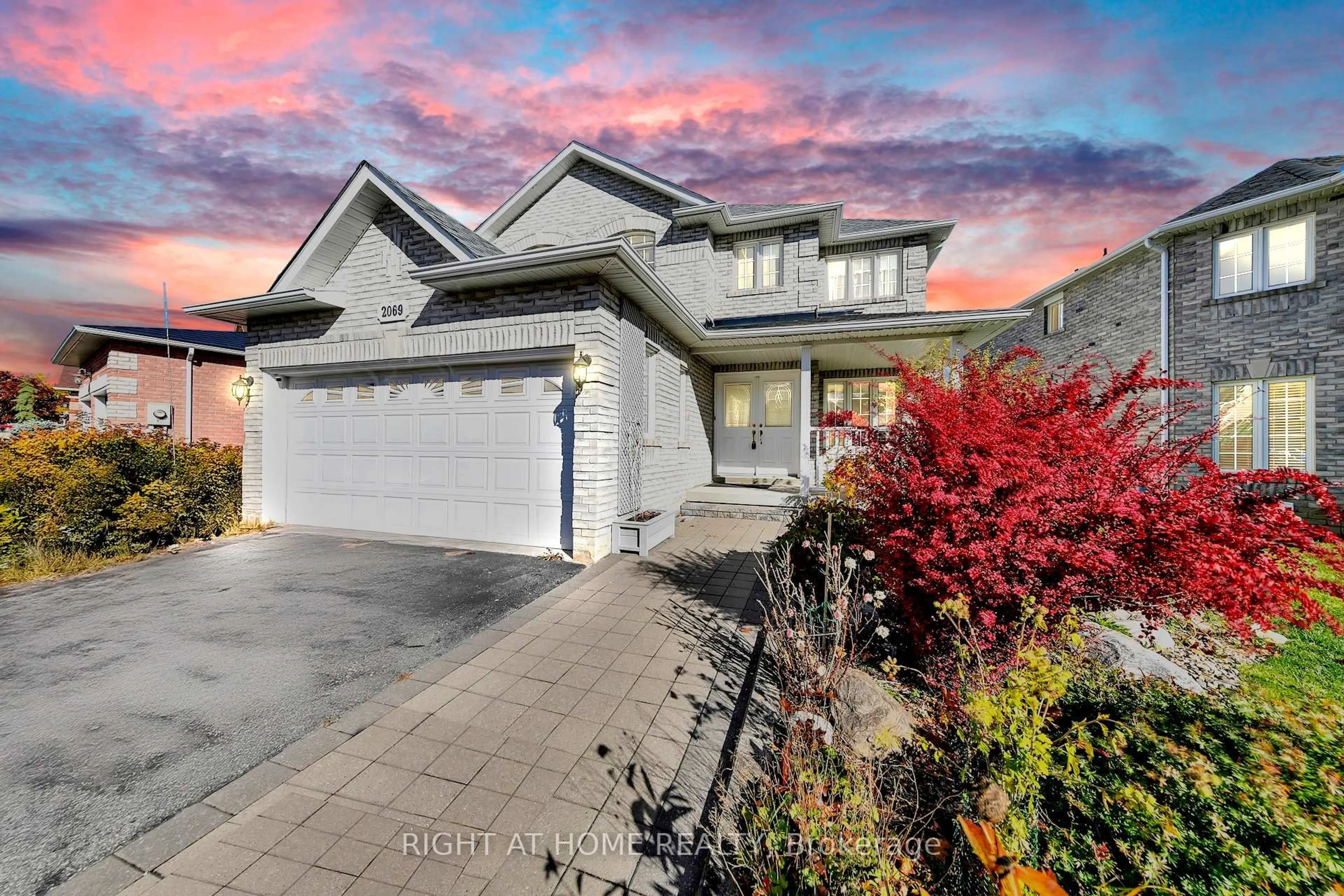 Unknown for 2069 Wilson St, Innisfil Ontario L9S 4Y2