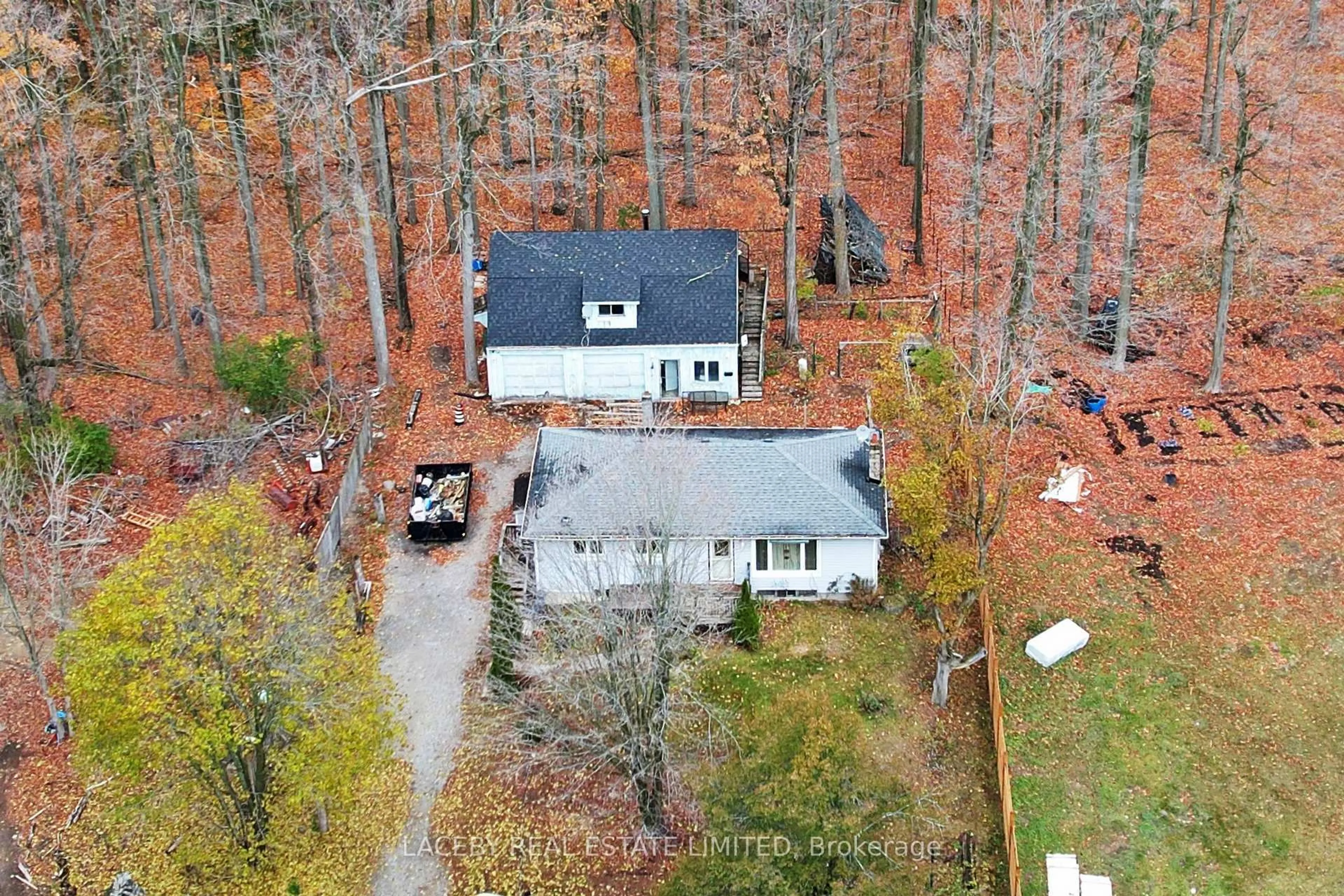 A pic from outside/outdoor area/front of a property/back of a property/a pic from drone, forest/trees view for 4424 Aurora Rd, Whitchurch-Stouffville Ontario L4A 2R3