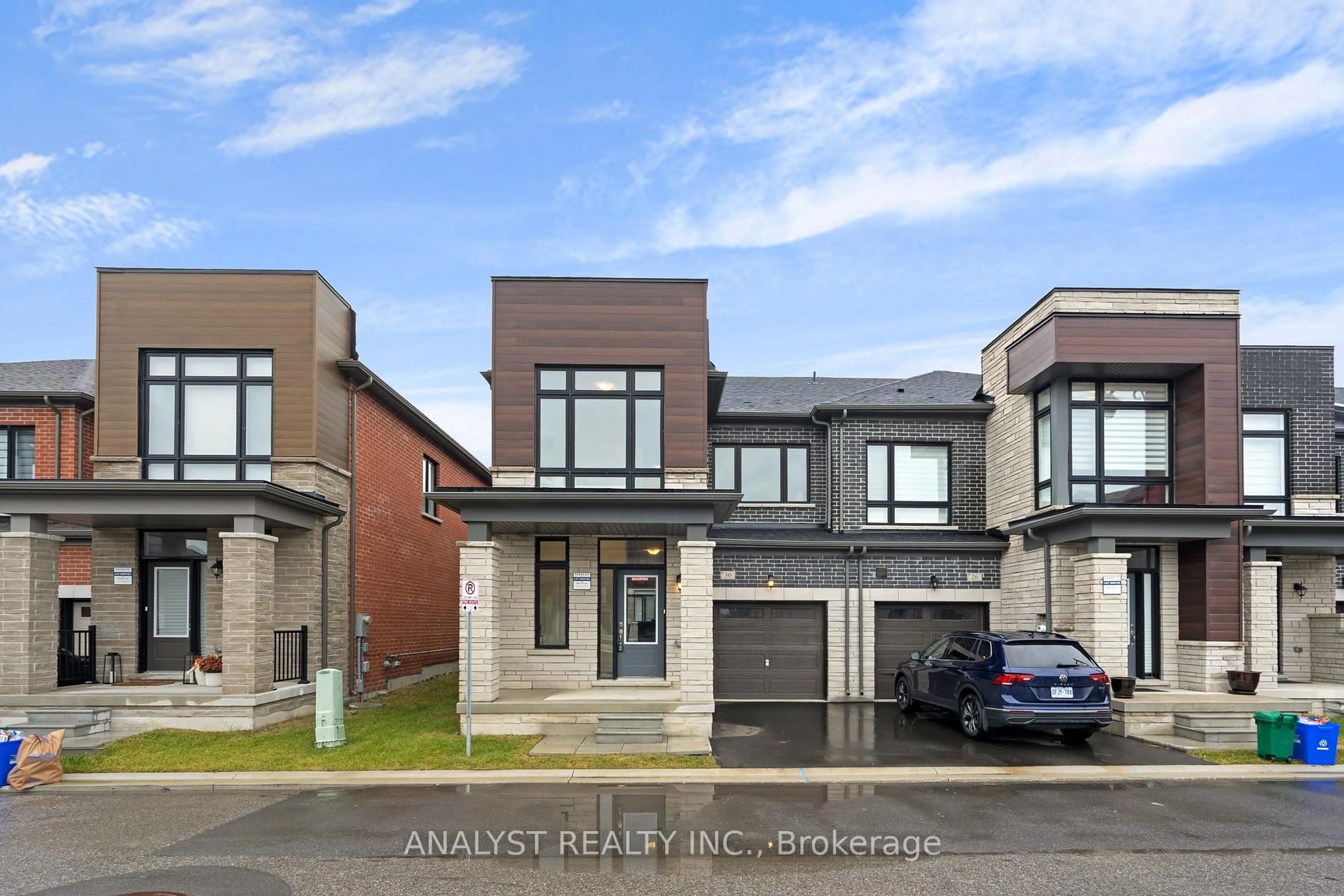 Home with brick exterior material, street for 30 Blick Cres, Aurora Ontario L4G 4A6