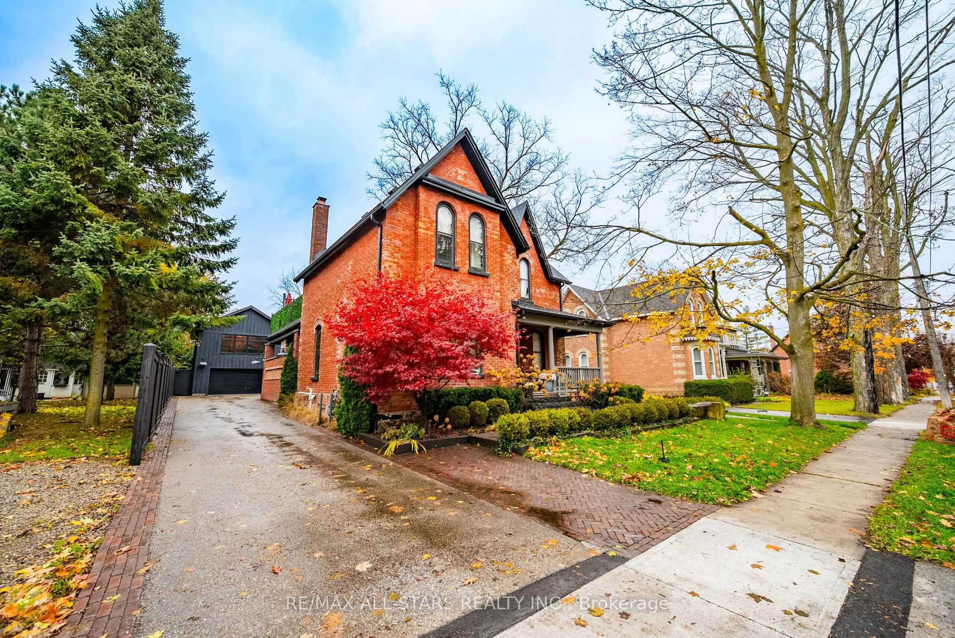 Home with brick exterior material, street for 191 Rupert Ave, Whitchurch-Stouffville Ontario L4A 1B6