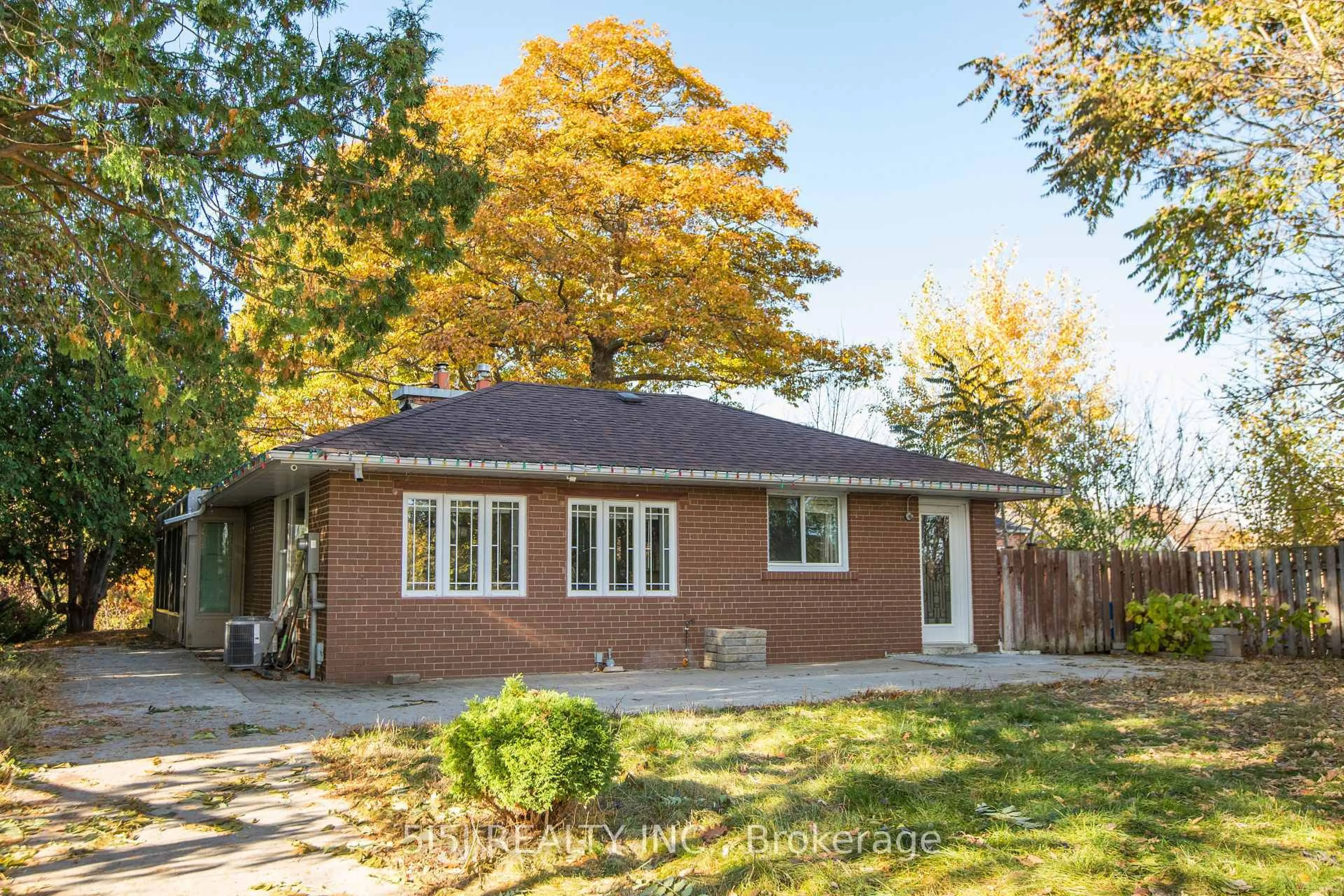 Home with brick exterior material, street for 14190 Yonge St, Aurora Ontario L4G 0P5