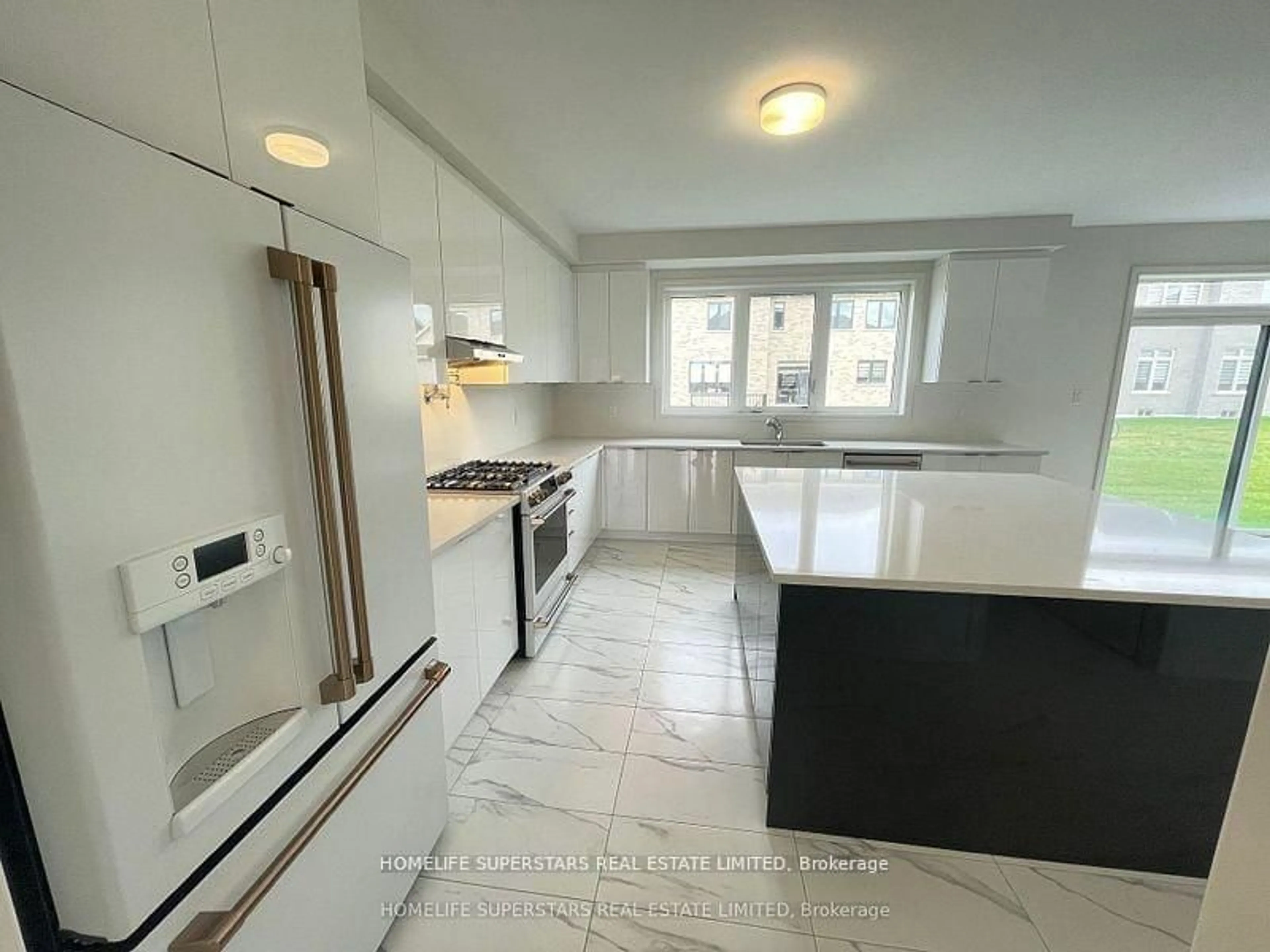 Unknown for 17 Bellflower Cres, Adjala-Tosorontio Ontario L0G 1W0