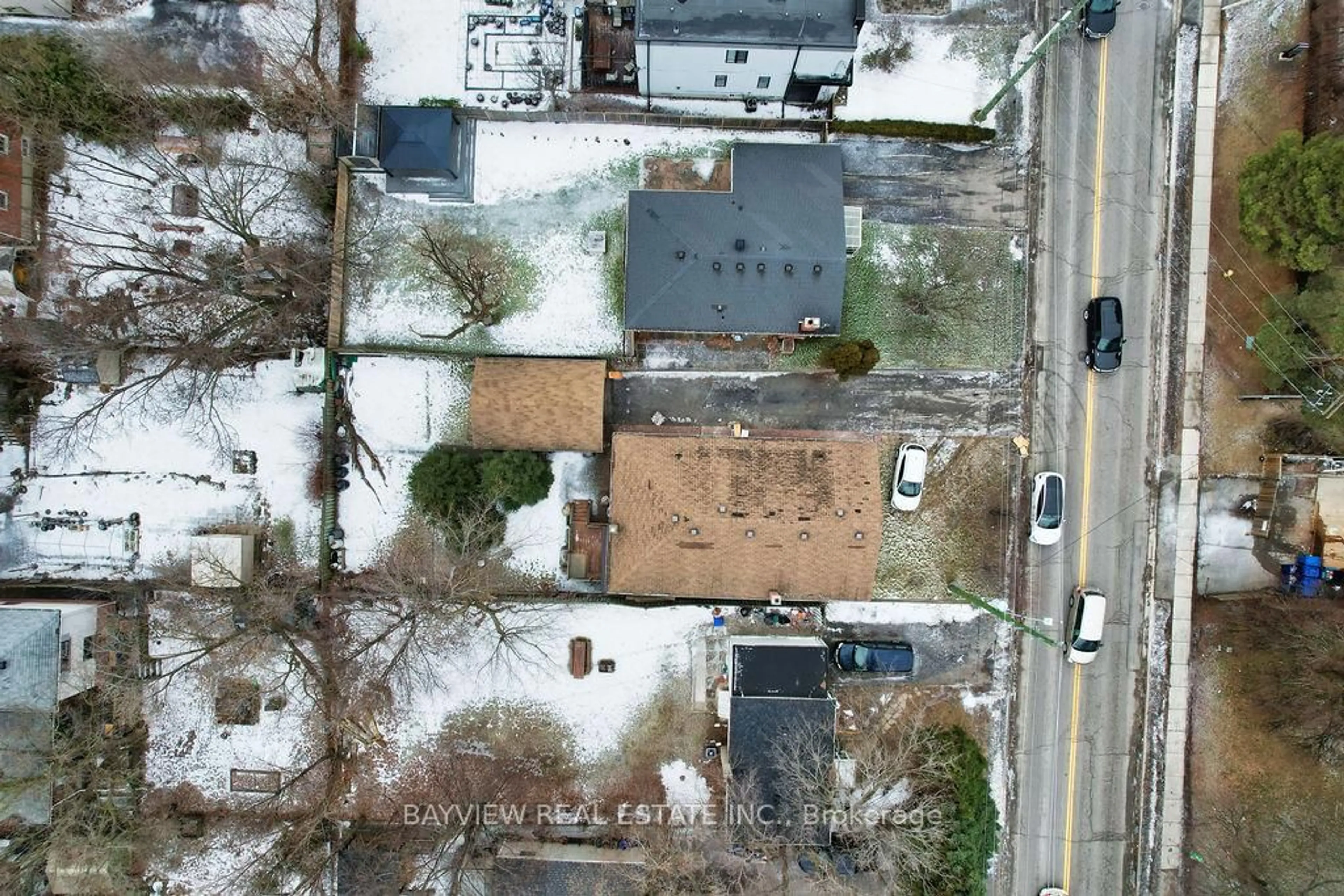 A pic from outside/outdoor area/front of a property/back of a property/a pic from drone, street for 21 Clark Ave, Markham Ontario L3T 1S4