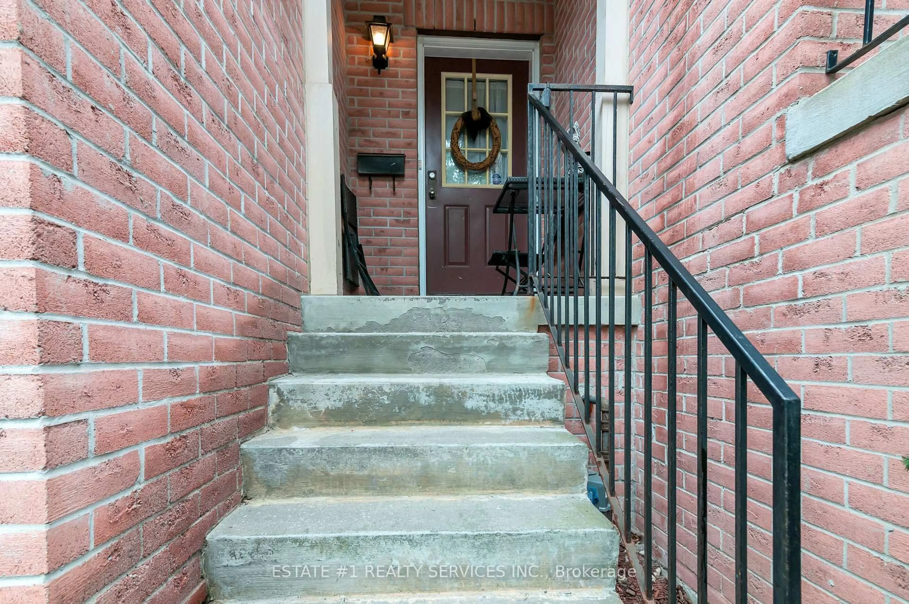 Unknown for 12 Rougehaven Way, Markham Ontario L3P 7W5