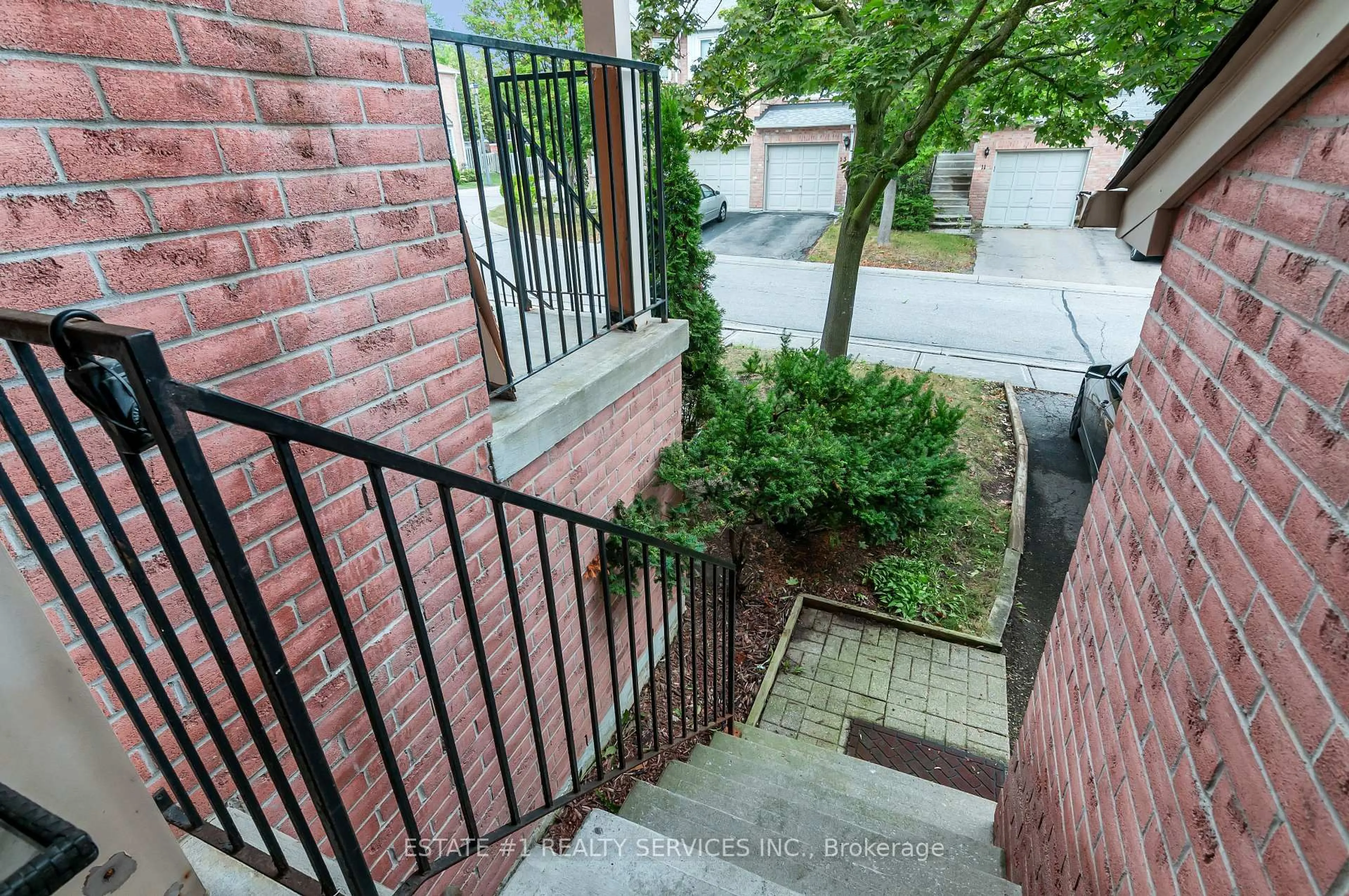 Patio, street for 12 Rougehaven Way, Markham Ontario L3P 7W5