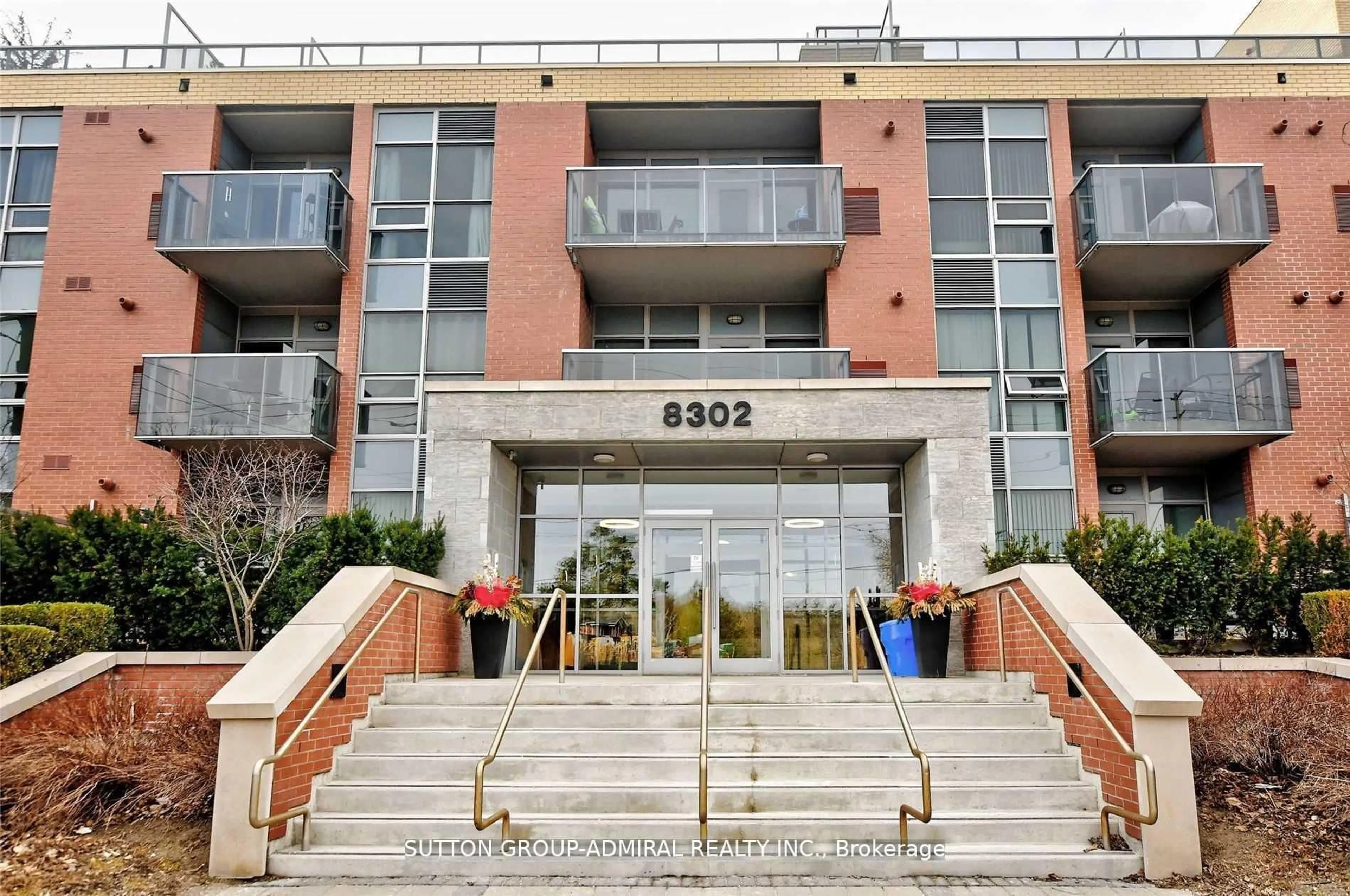 Indoor foyer for 8302 Islington Ave #405, Vaughan Ontario L4L 0E6