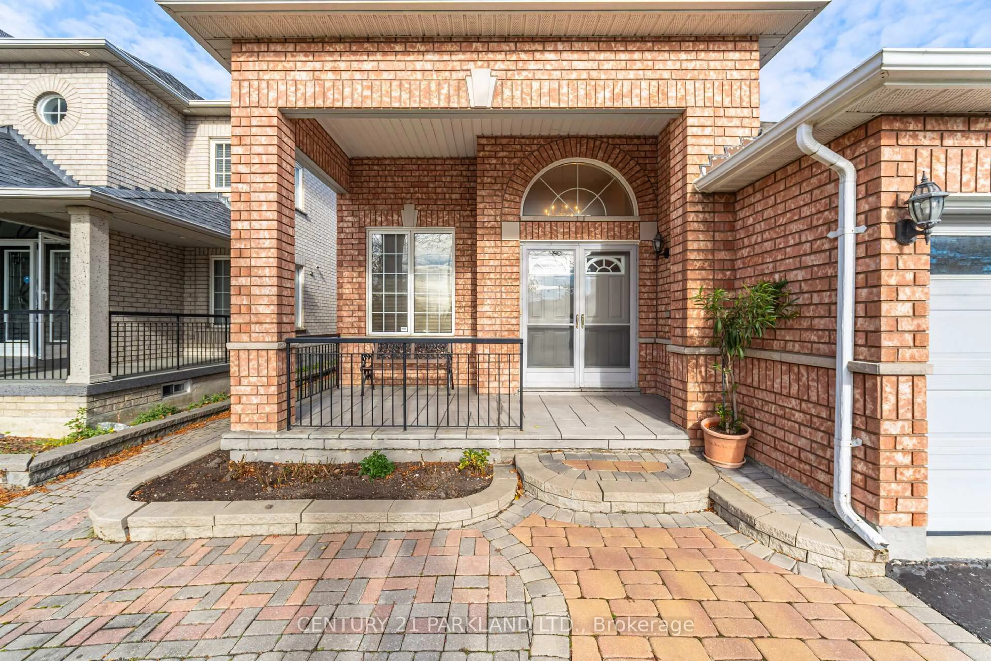 Home with brick exterior material, street for 101 Cachet Hill Cres, Vaughan Ontario L4H 1S6