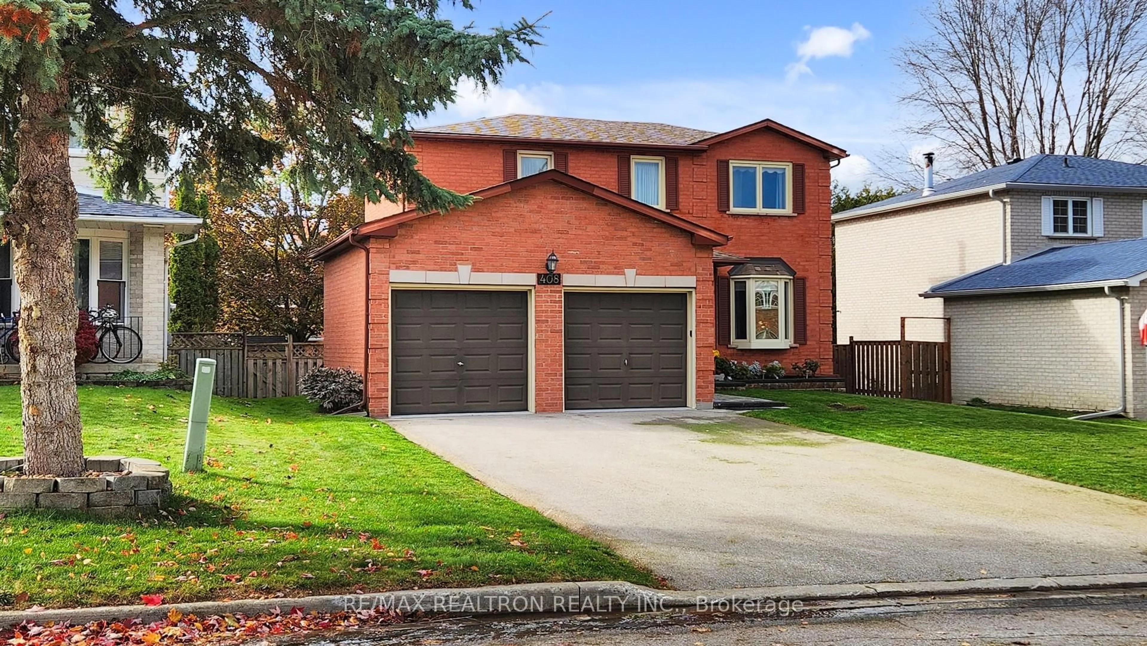 Home with brick exterior material, street for 408 Nesbitt Rd, Newmarket Ontario L3Y 7E5
