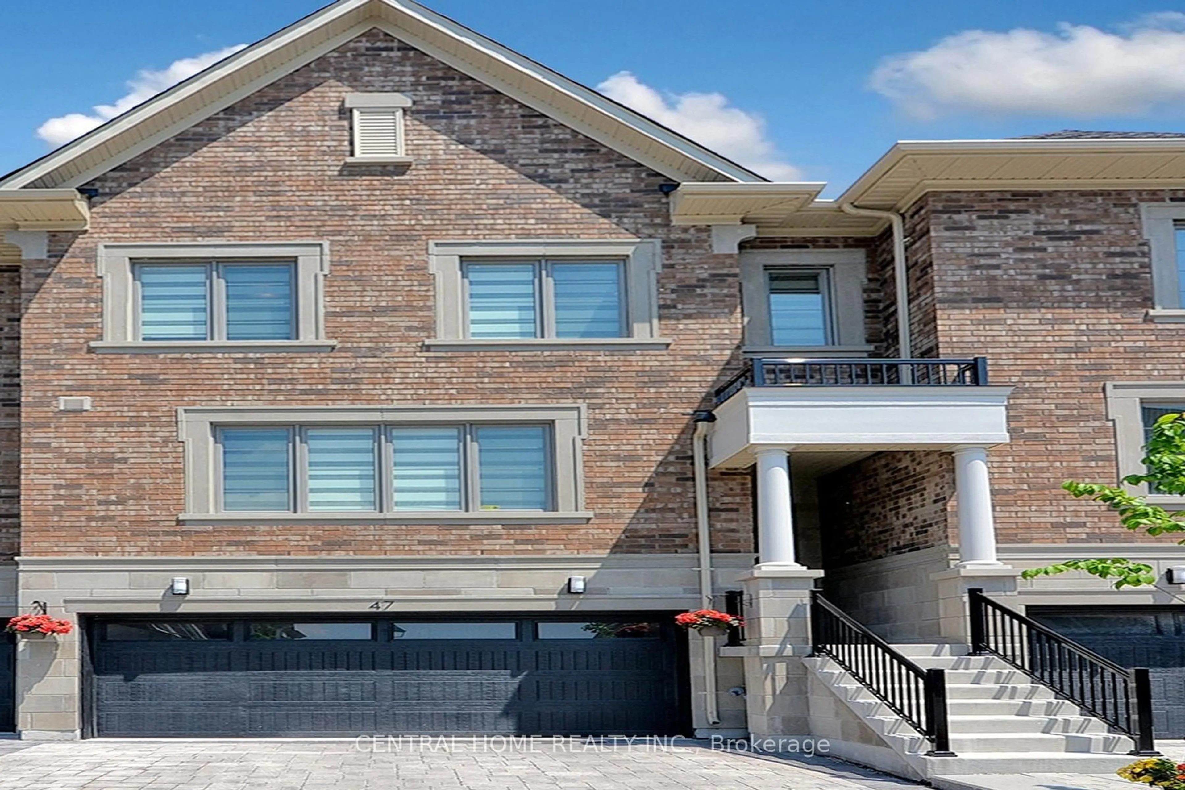 Home with brick exterior material, street for 47 Divon Lane, Richmond Hill Ontario L4B 0G4