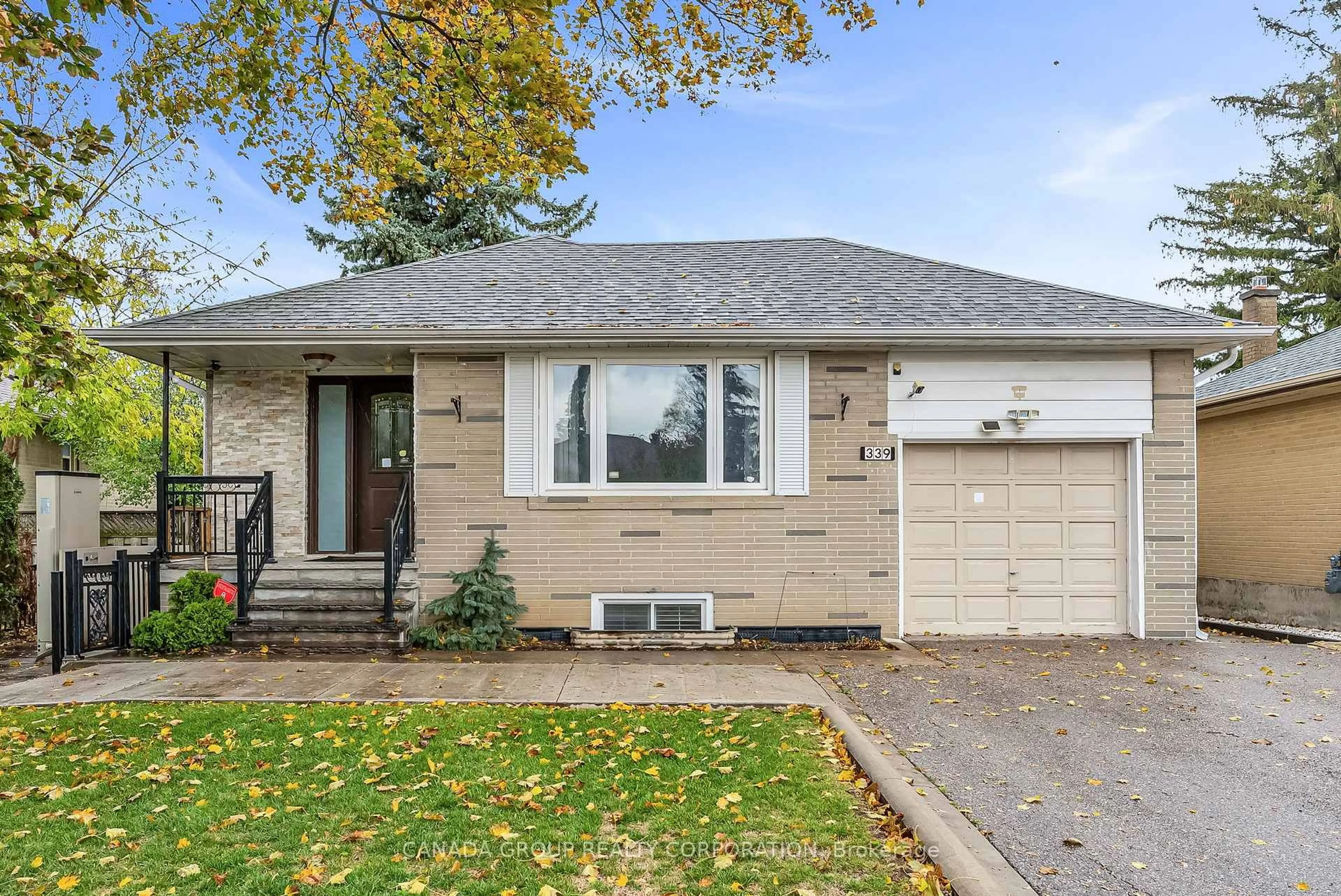 Home with brick exterior material, street for 339 Boisdale Ave, Richmond Hill Ontario L4C 1R4