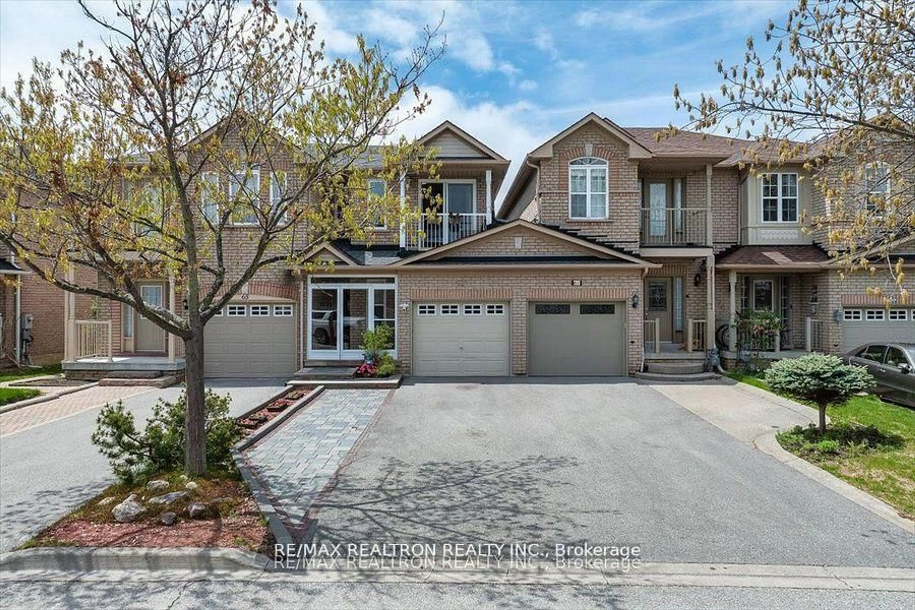 Home with brick exterior material, street for 63 Carousel Cres, Richmond Hill Ontario L4E 3X6