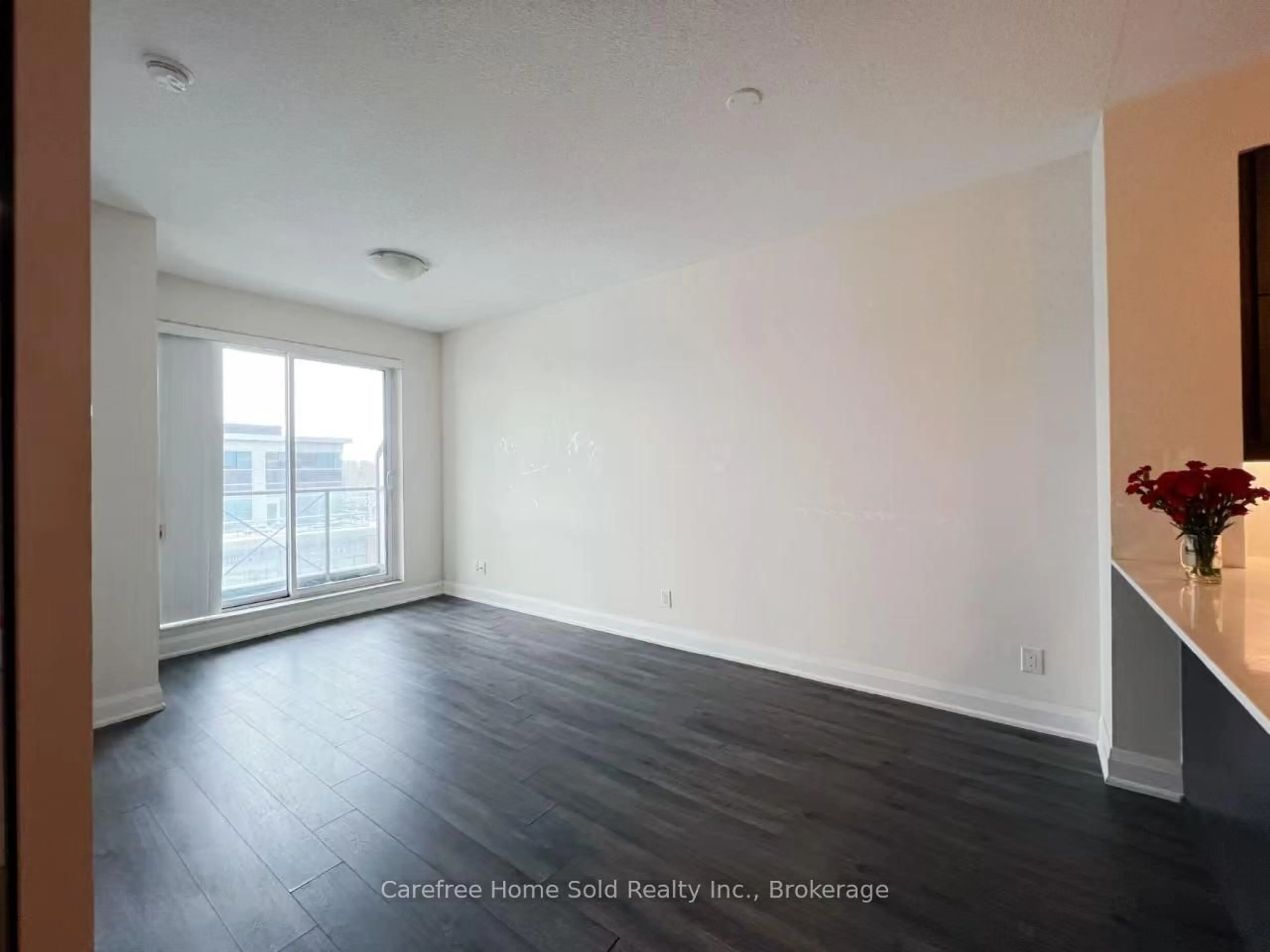 A pic of a room for 8228 Birchmount Rd #525, Markham Ontario L3R 1A6