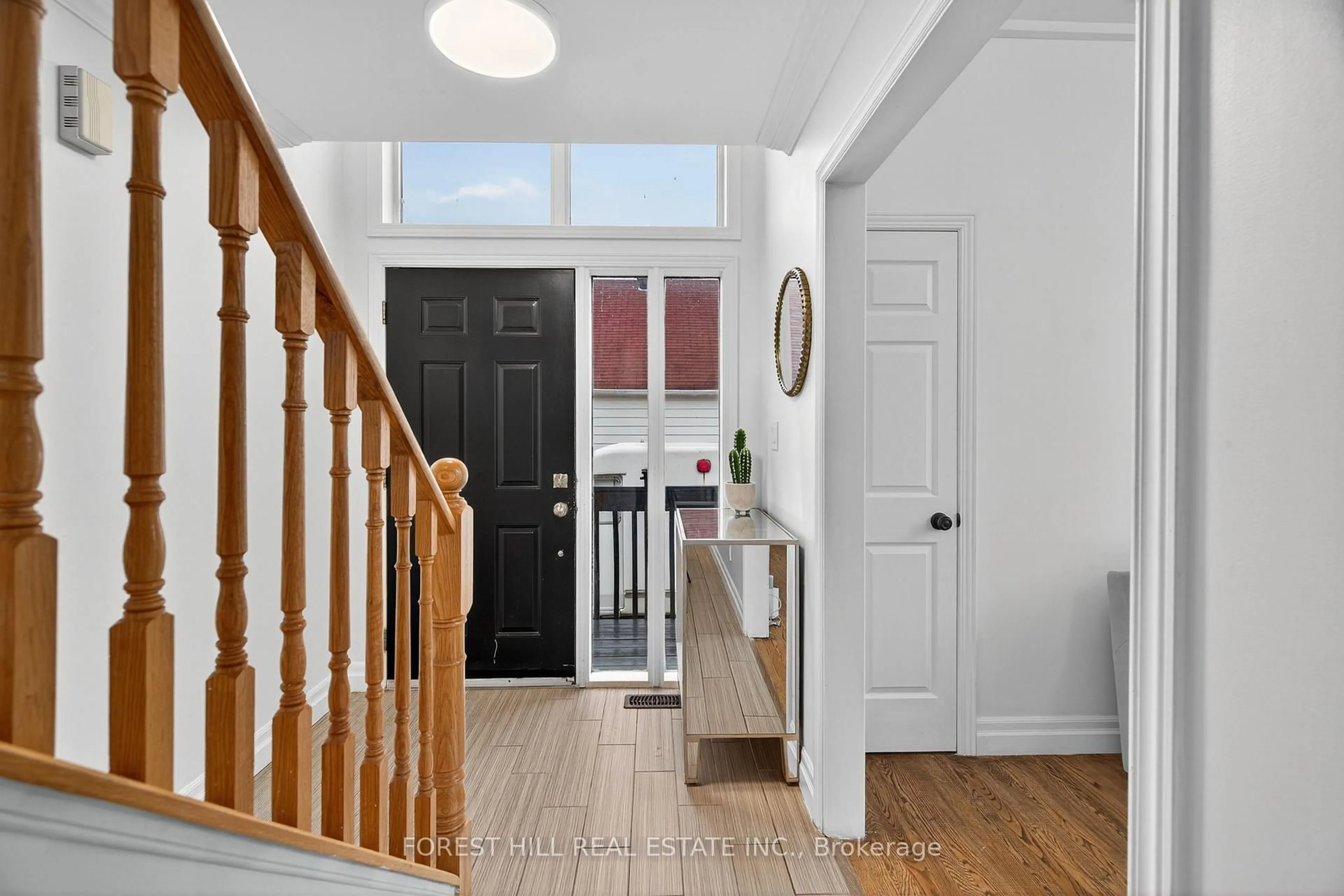 Indoor entryway for 26 Elm Grove Ave, Richmond Hill Ontario L4E 2T1