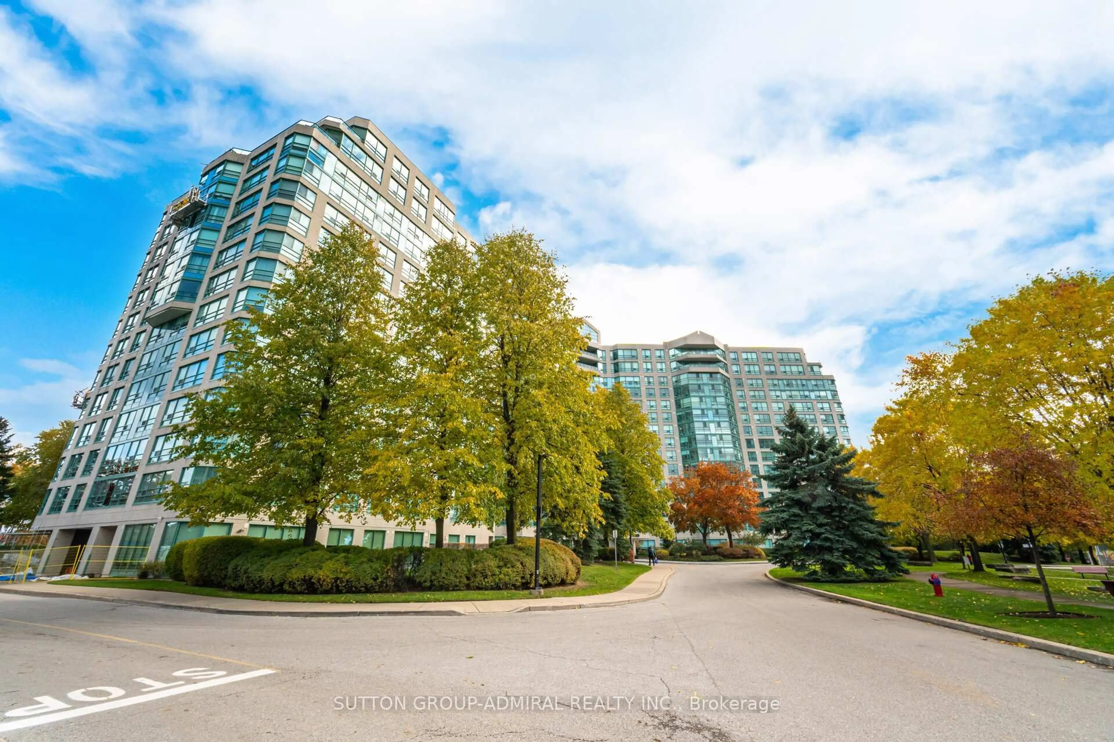 Patio, unknown for 7825 Bayview Ave #1211, Markham Ontario L3T 7N2