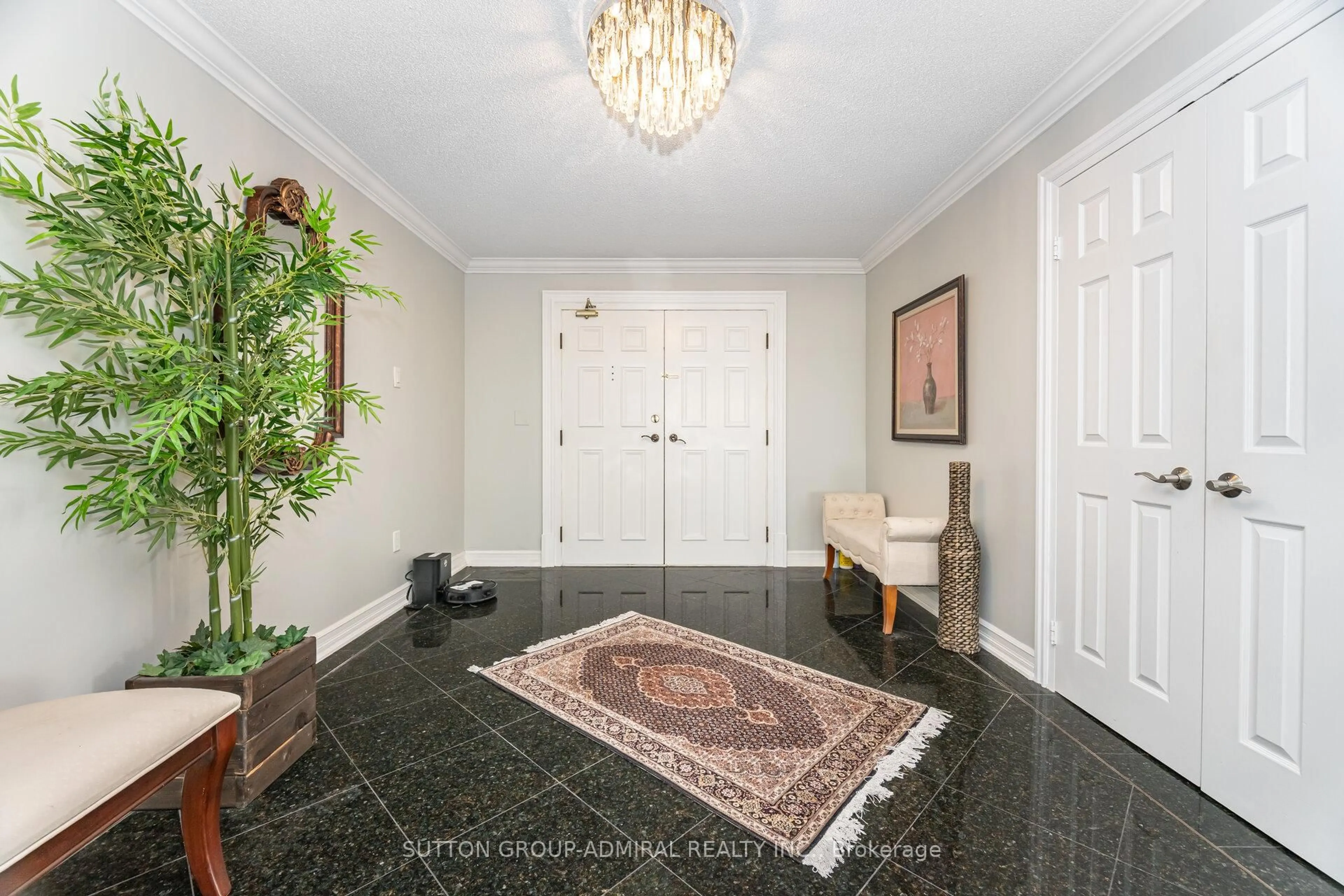 Indoor entryway for 7825 Bayview Ave #1211, Markham Ontario L3T 7N2