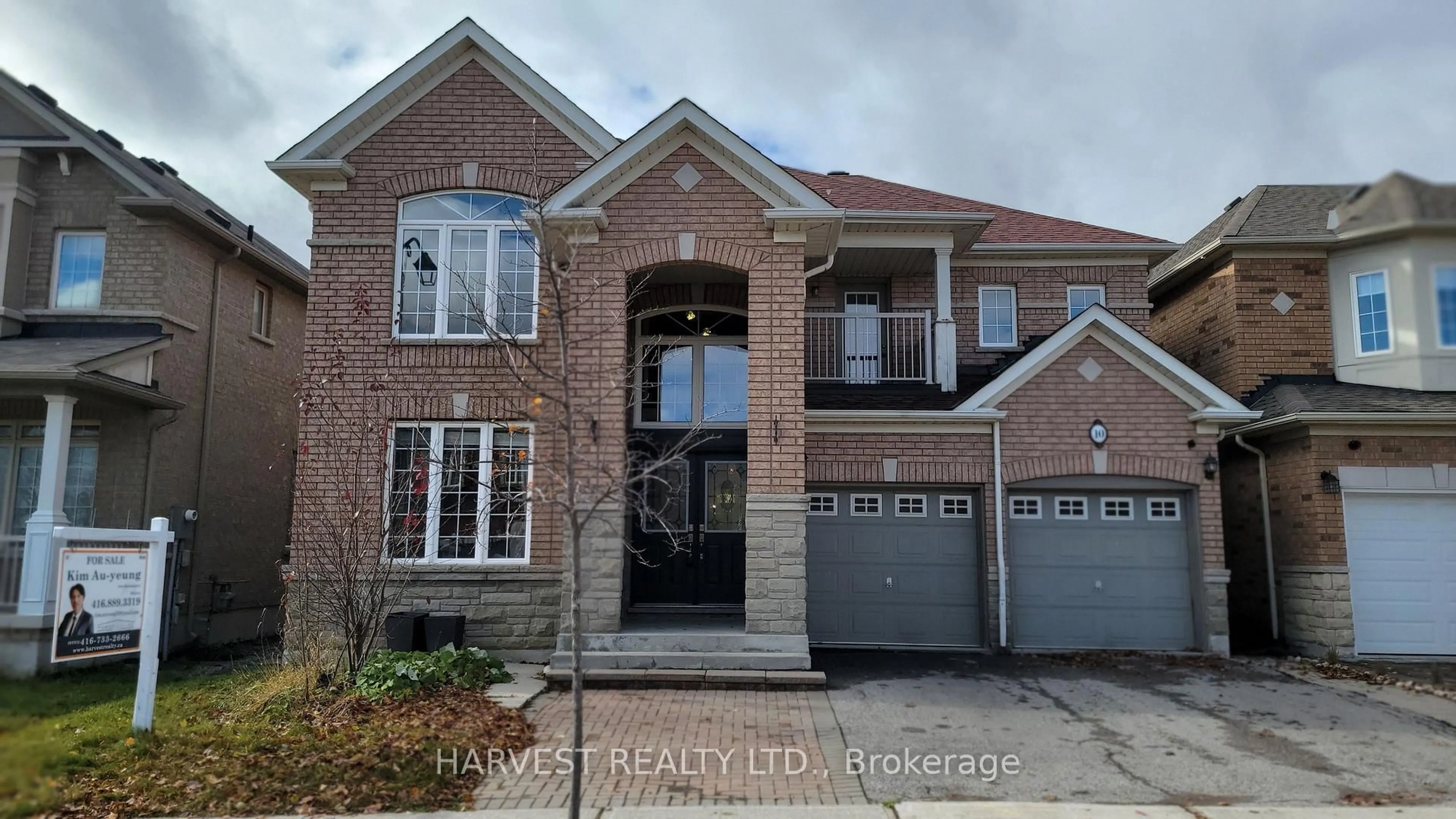 Home with brick exterior material, street for 10 Conover Ave, Aurora Ontario L4G 7Z3