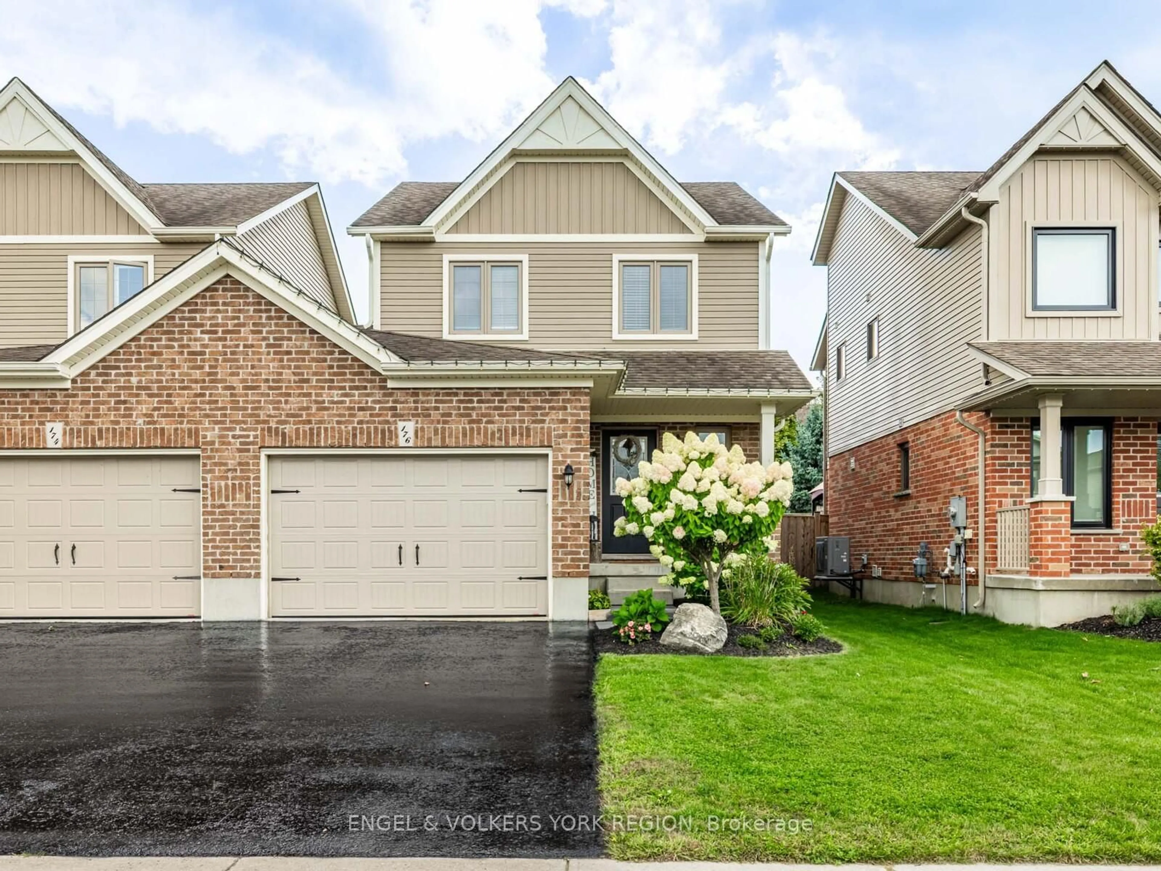 Home with brick exterior material, street for 176 Banting Cres, Essa Ontario L3W 0P3