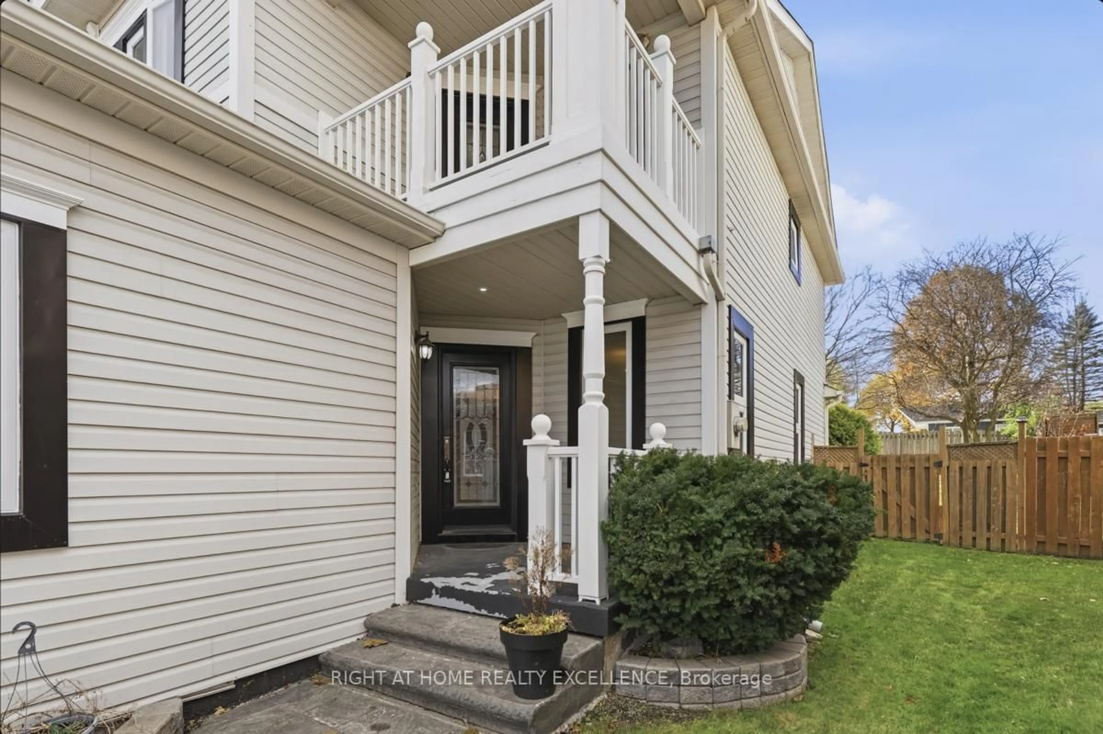 Unknown for 11 Gunning Cres, New Tecumseth Ontario L0G 1W0