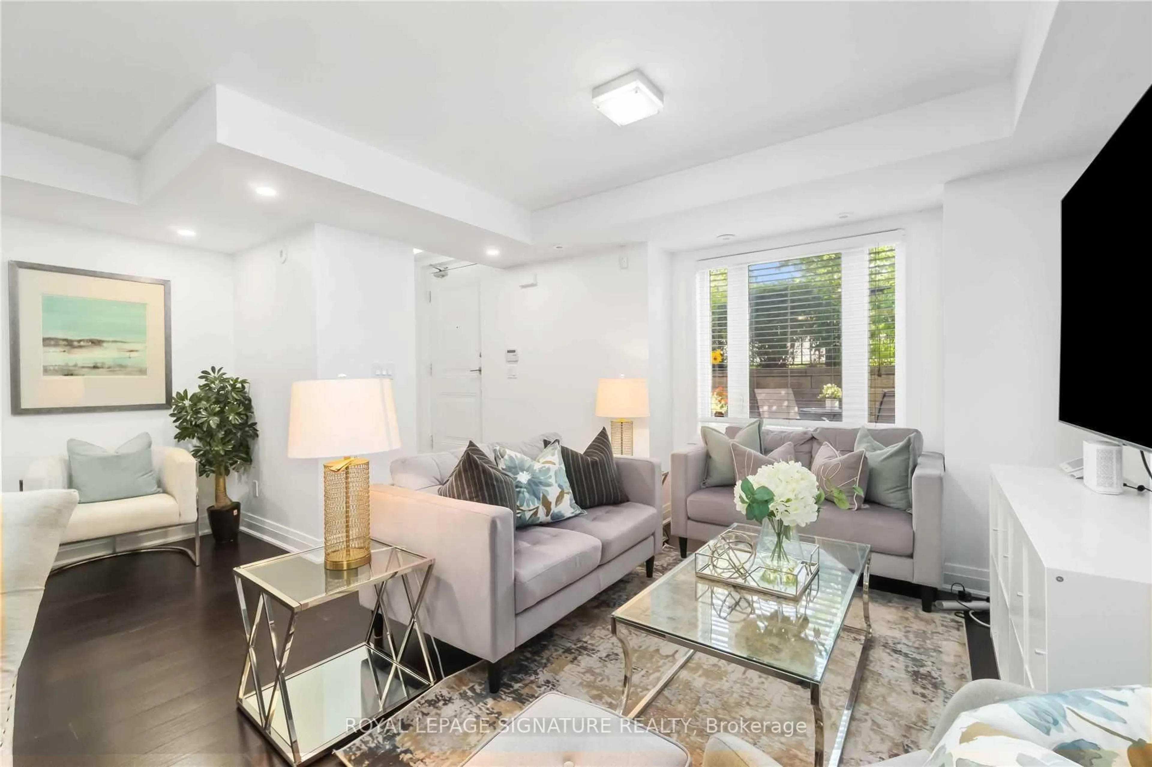 Living room with furniture, unknown for 320 John St #107, Markham Ontario L3T 0B1