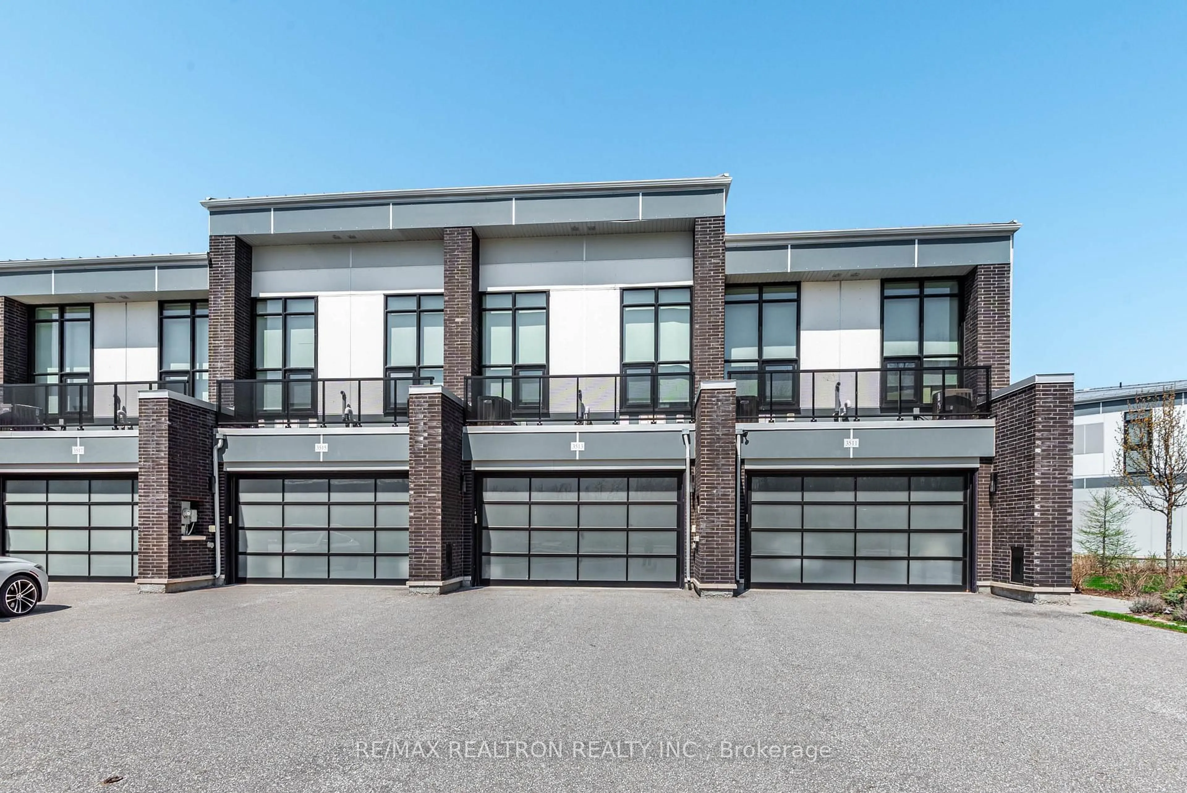 Home with brick exterior material, street for 3513 Riva Ave, Innisfil Ontario L9S 3M3